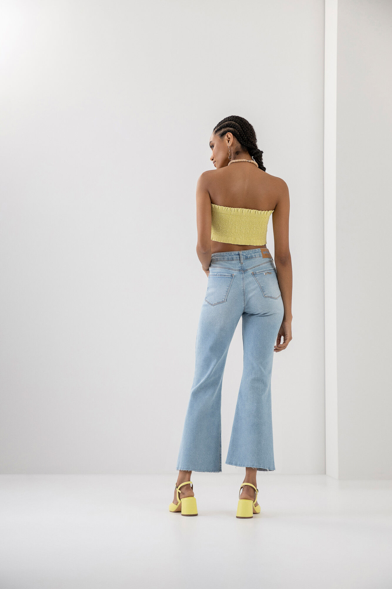 Jeans flare sales cintura alta