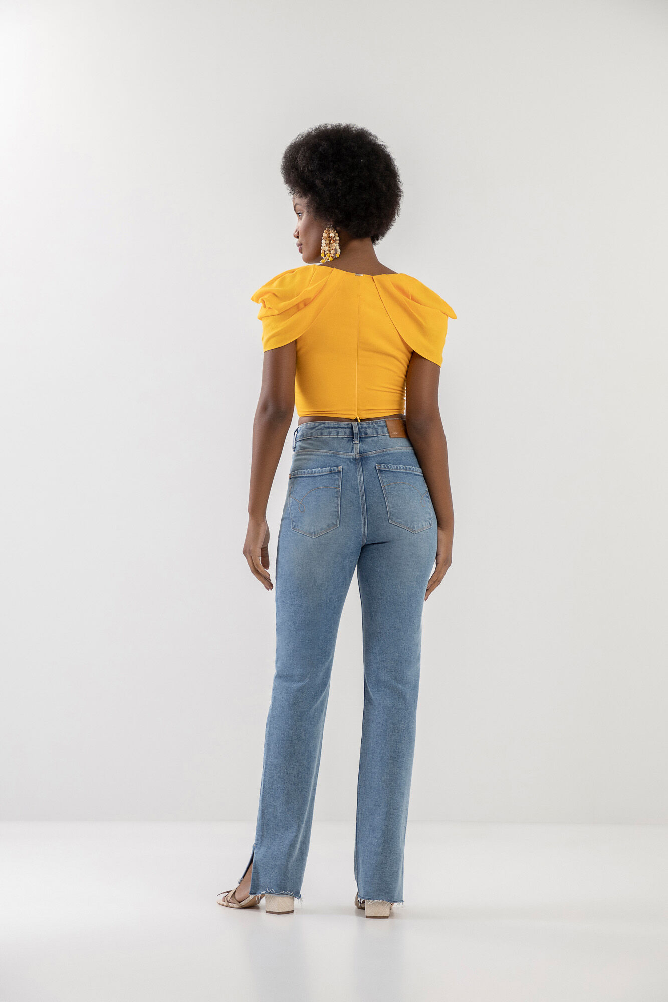 Blusa Cropped em Crepe com Pregas Mangas, , large.