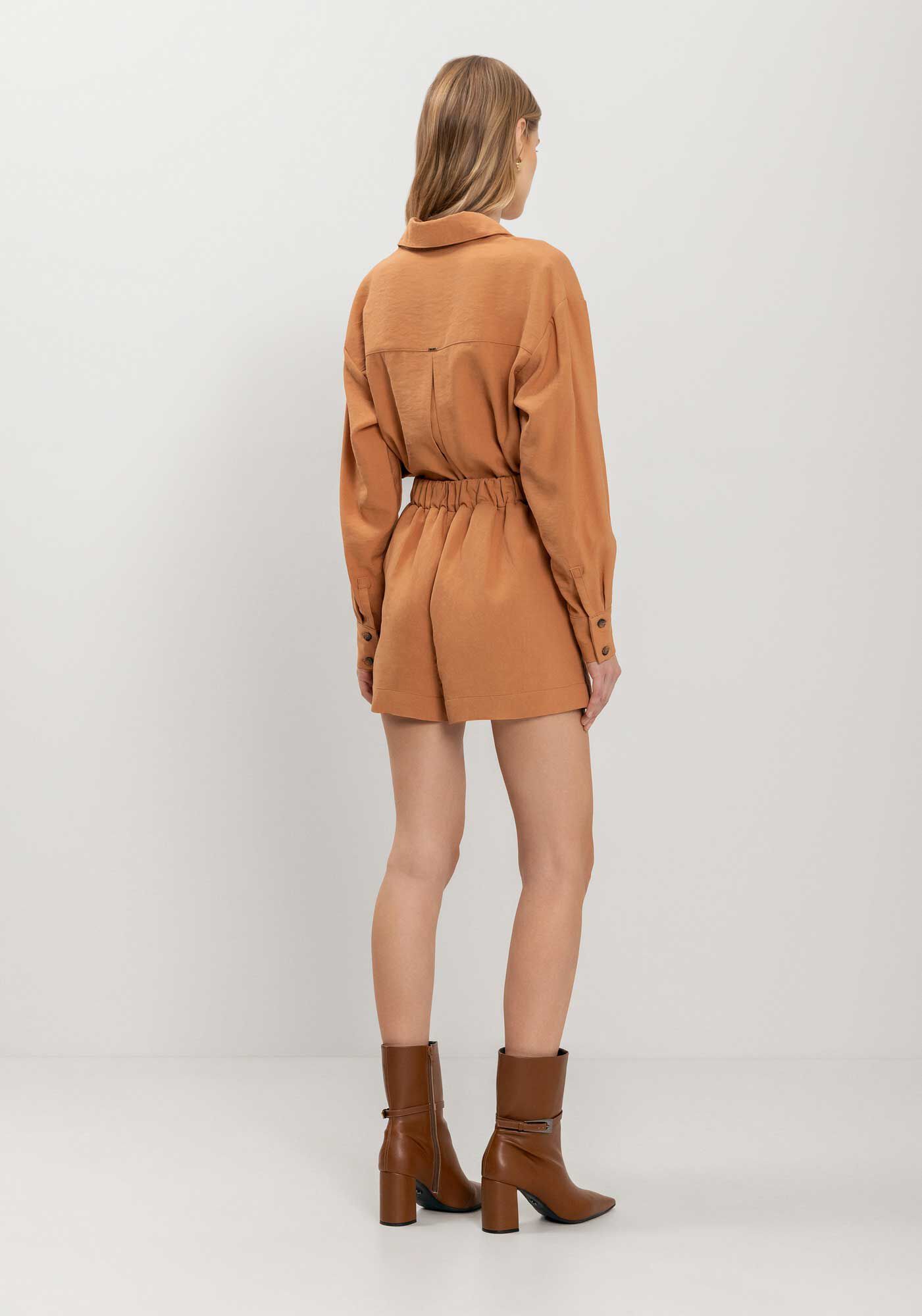 Shorts Transpassado Com Cintura M&eacute;dia E Bot&otilde;es, , large.