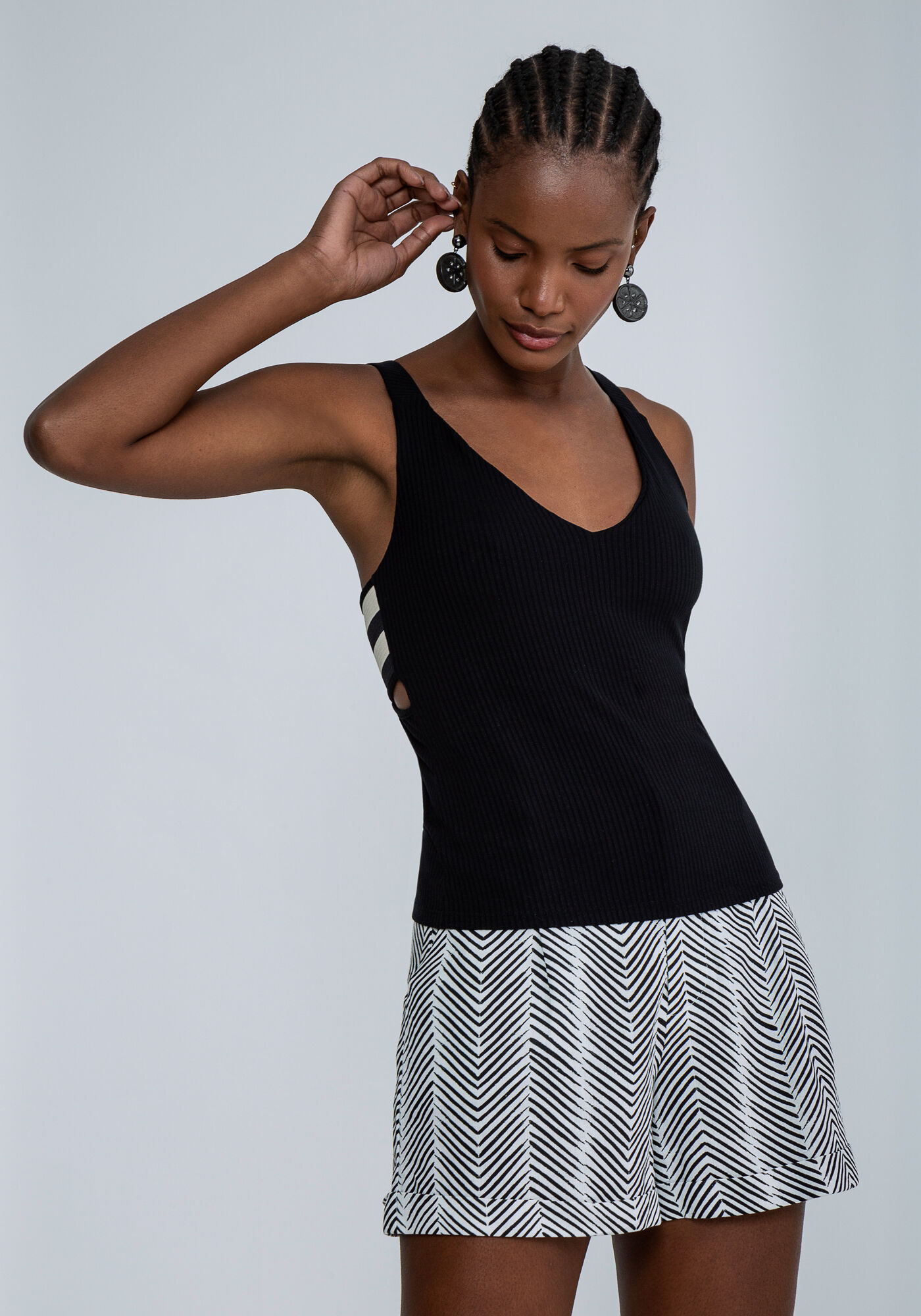 Blusa com Al&ccedil;as Recorte Costas, PRETO REATIVO, large.