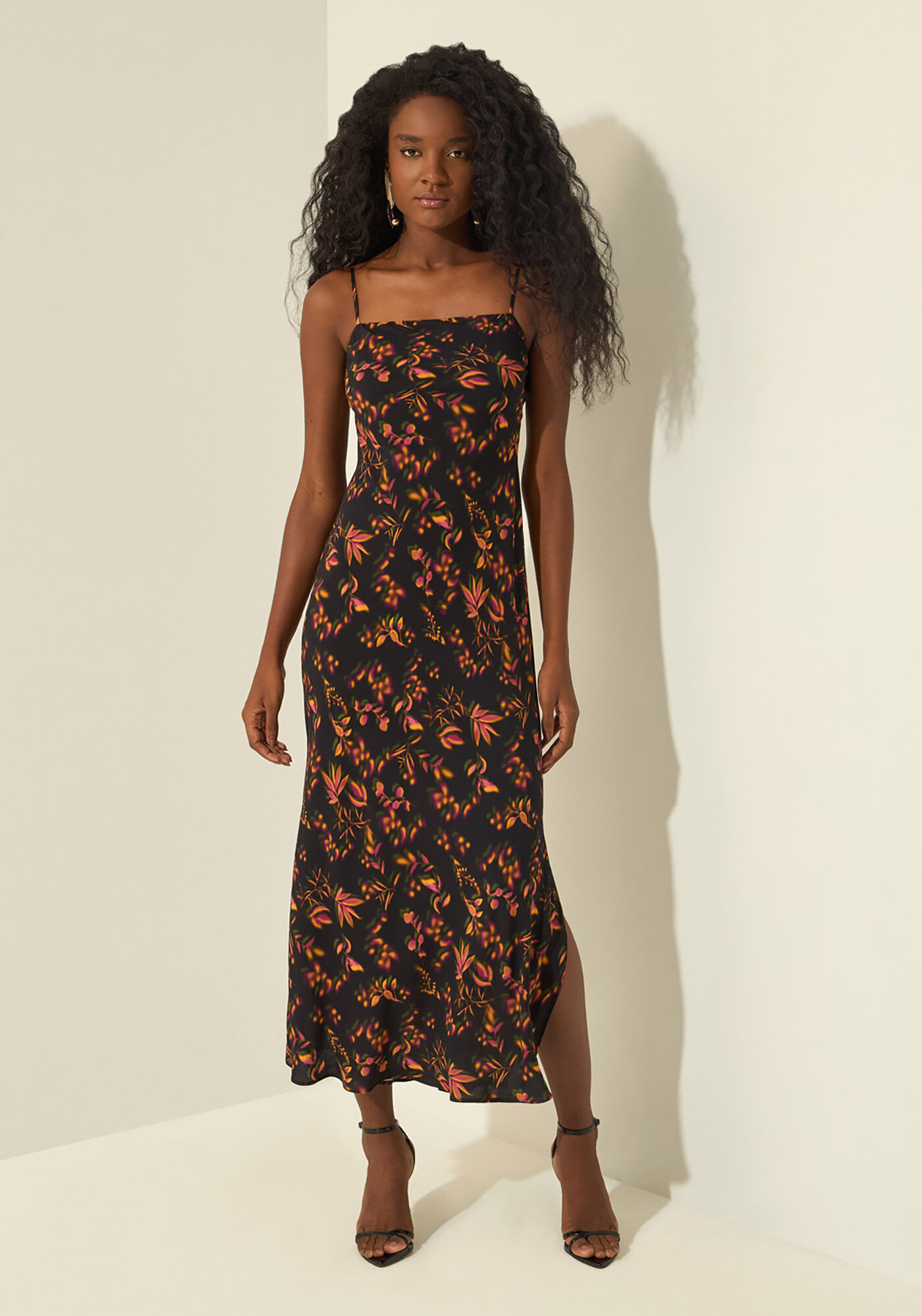 Vestido Ch&aacute; Estampado De Al&ccedil;as Com Fenda, DELICADEZA PRETO, large.