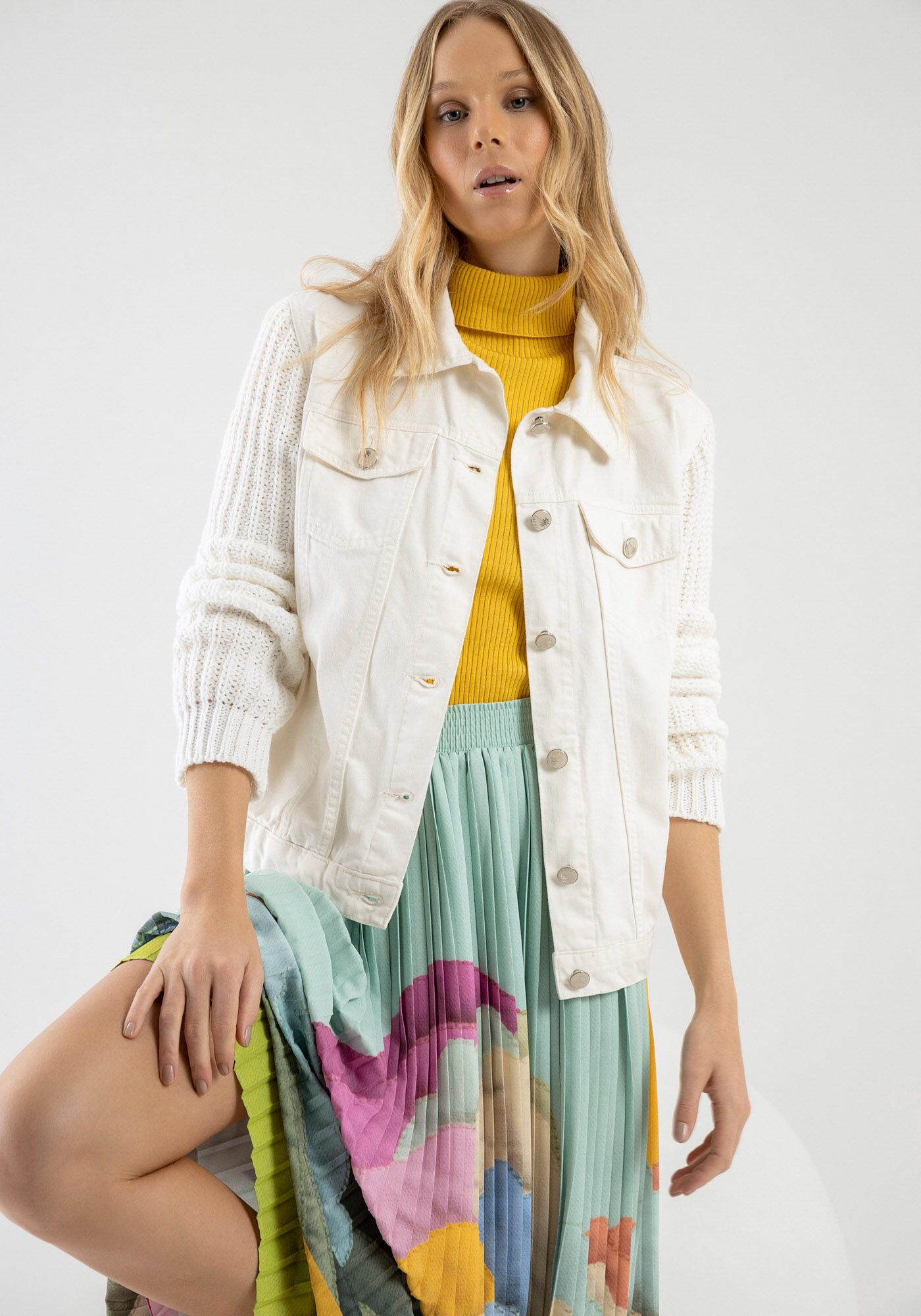 Jaqueta Sarja com Mangas Longas em Tric&ocirc;, BRANCO OFF WHITE, large.