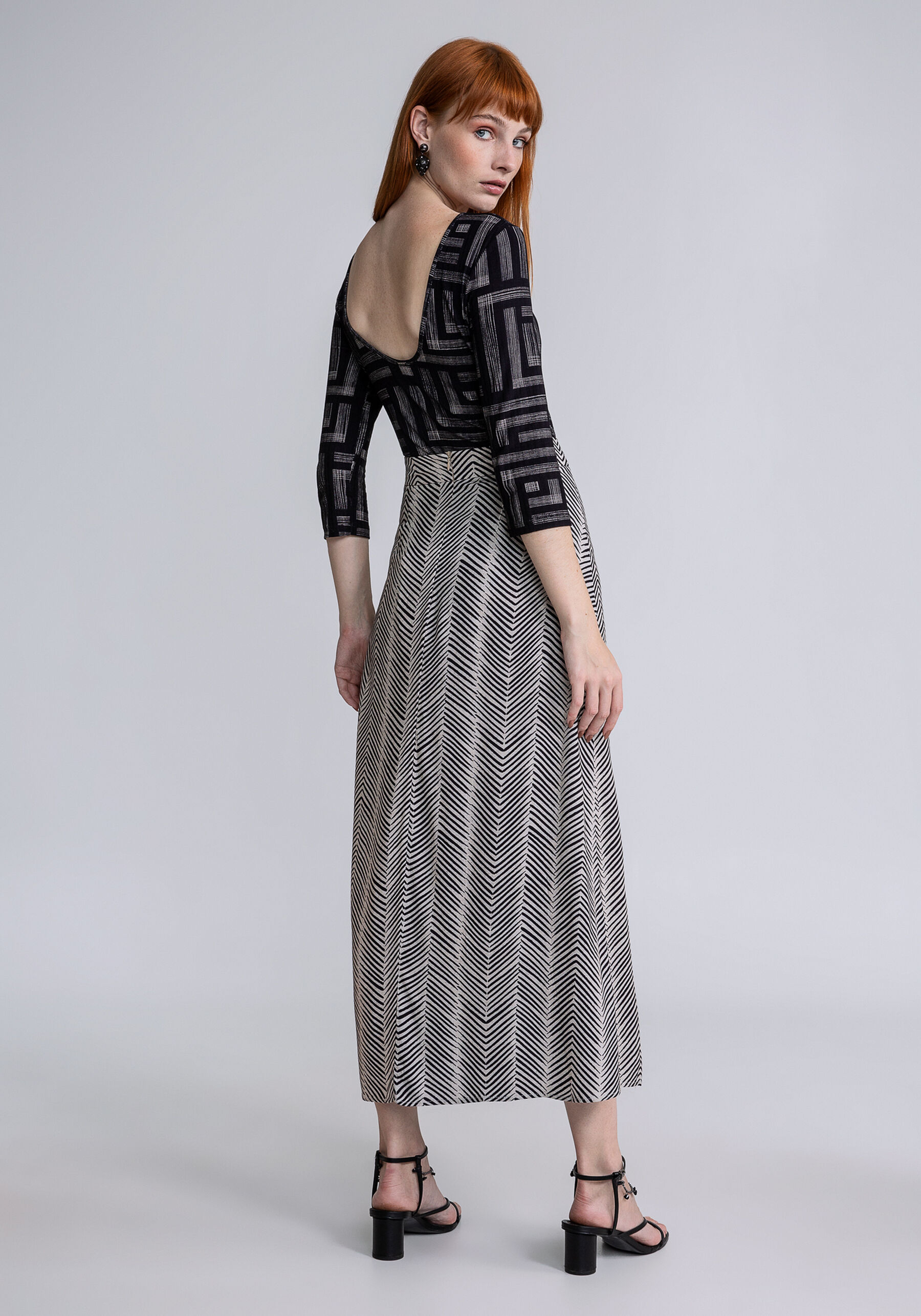 Saia Botões e Fenda Estampa, CAMINHOS. Saia Botões e Fenda Estampa, CAMINHOS, large.