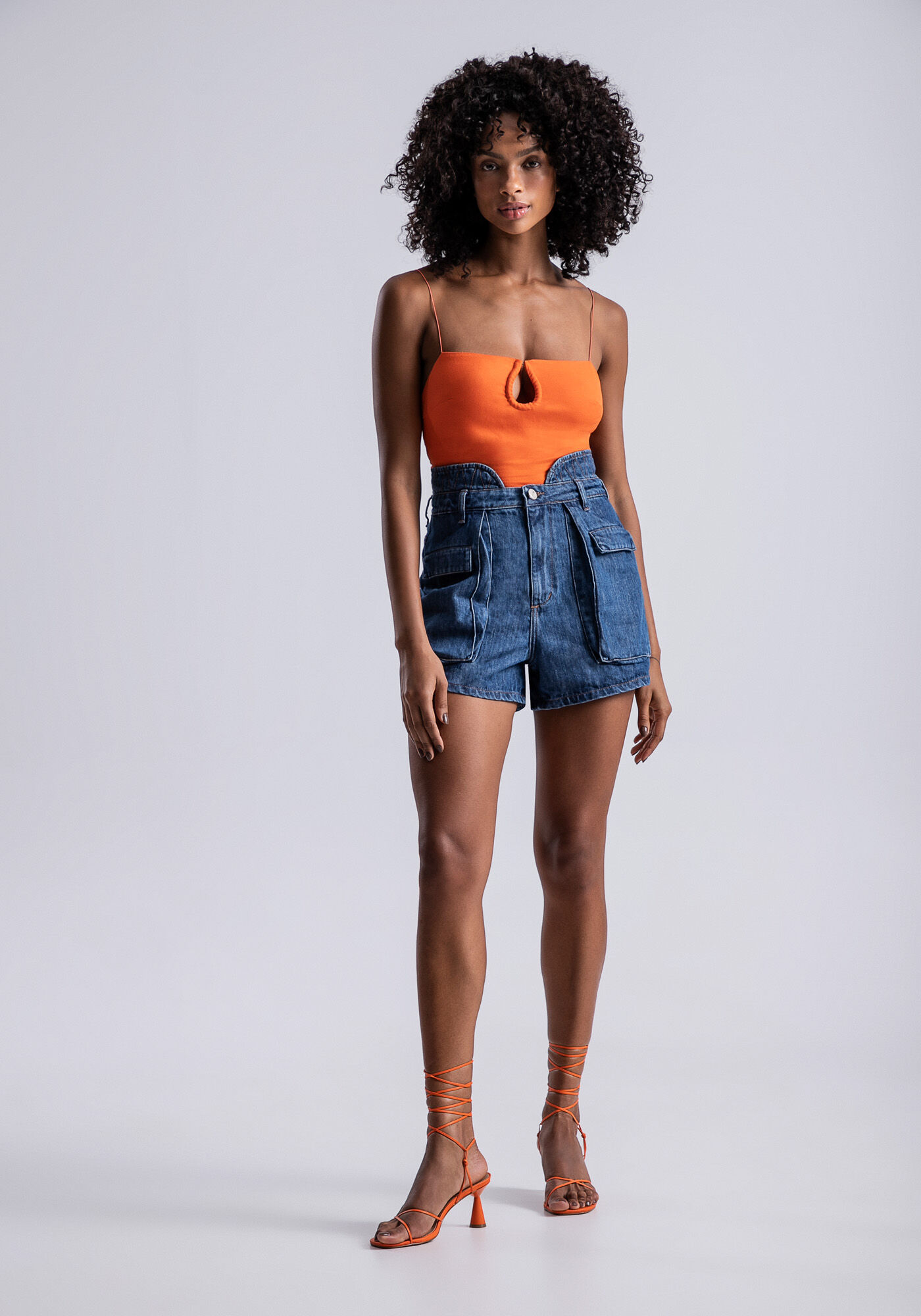 Blusa com Al&ccedil;as em Crepe Decote Reto, , large.