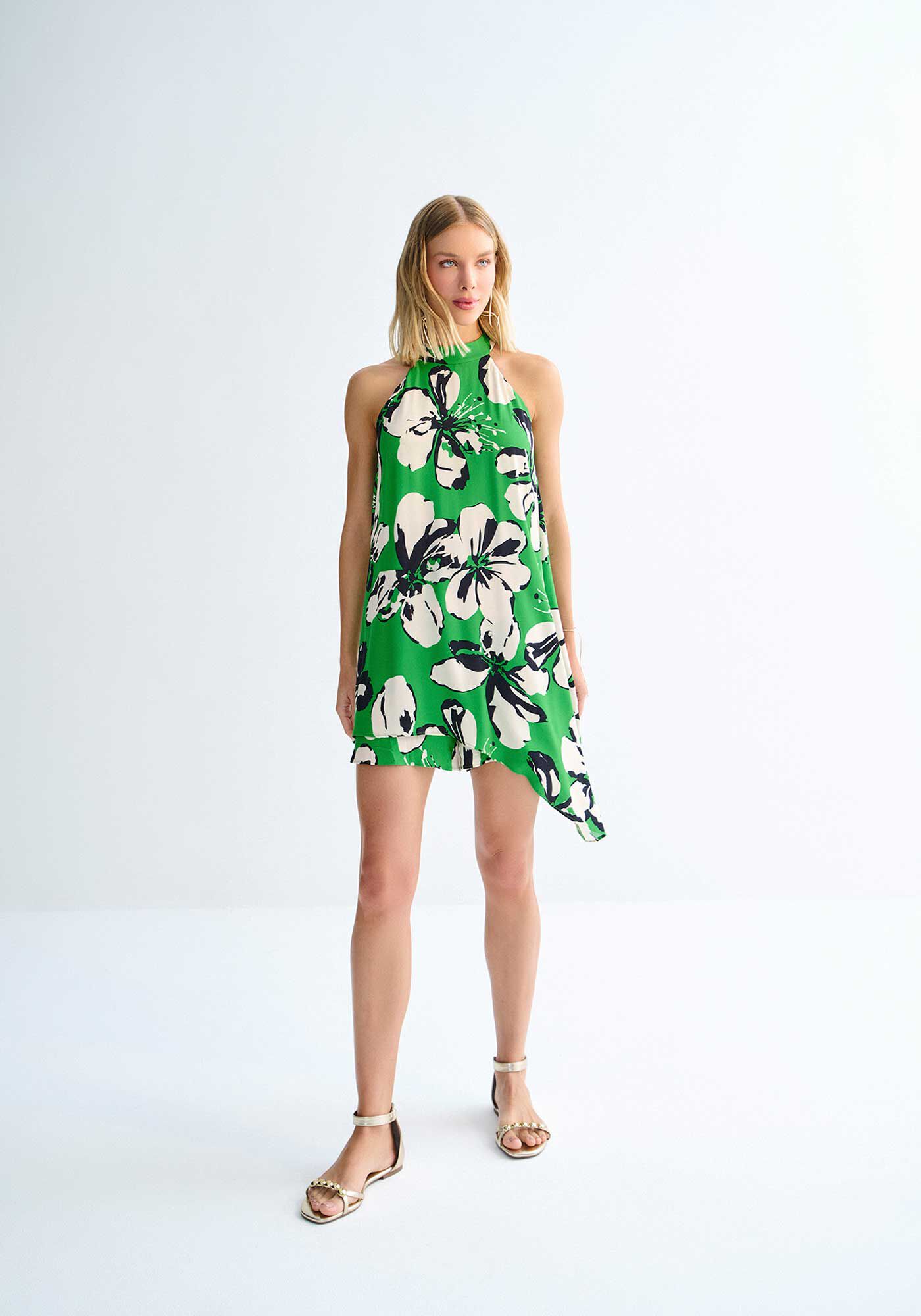 Macac&atilde;o Curto Assim&eacute;trico em Viscose M&aacute;xi Flores, WONDER VERDE, large.