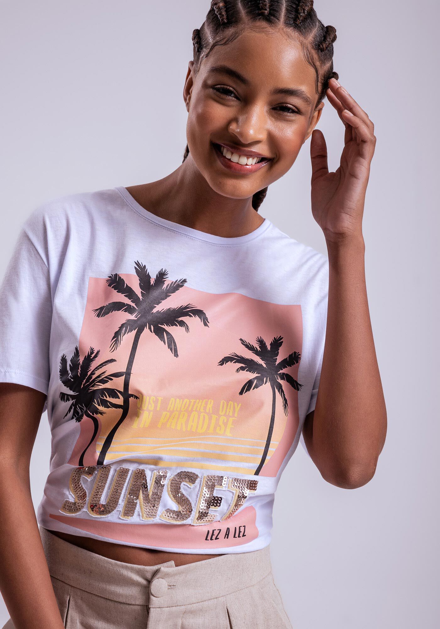 T-Shirt Oversized com Estampa e Bordado, , large.