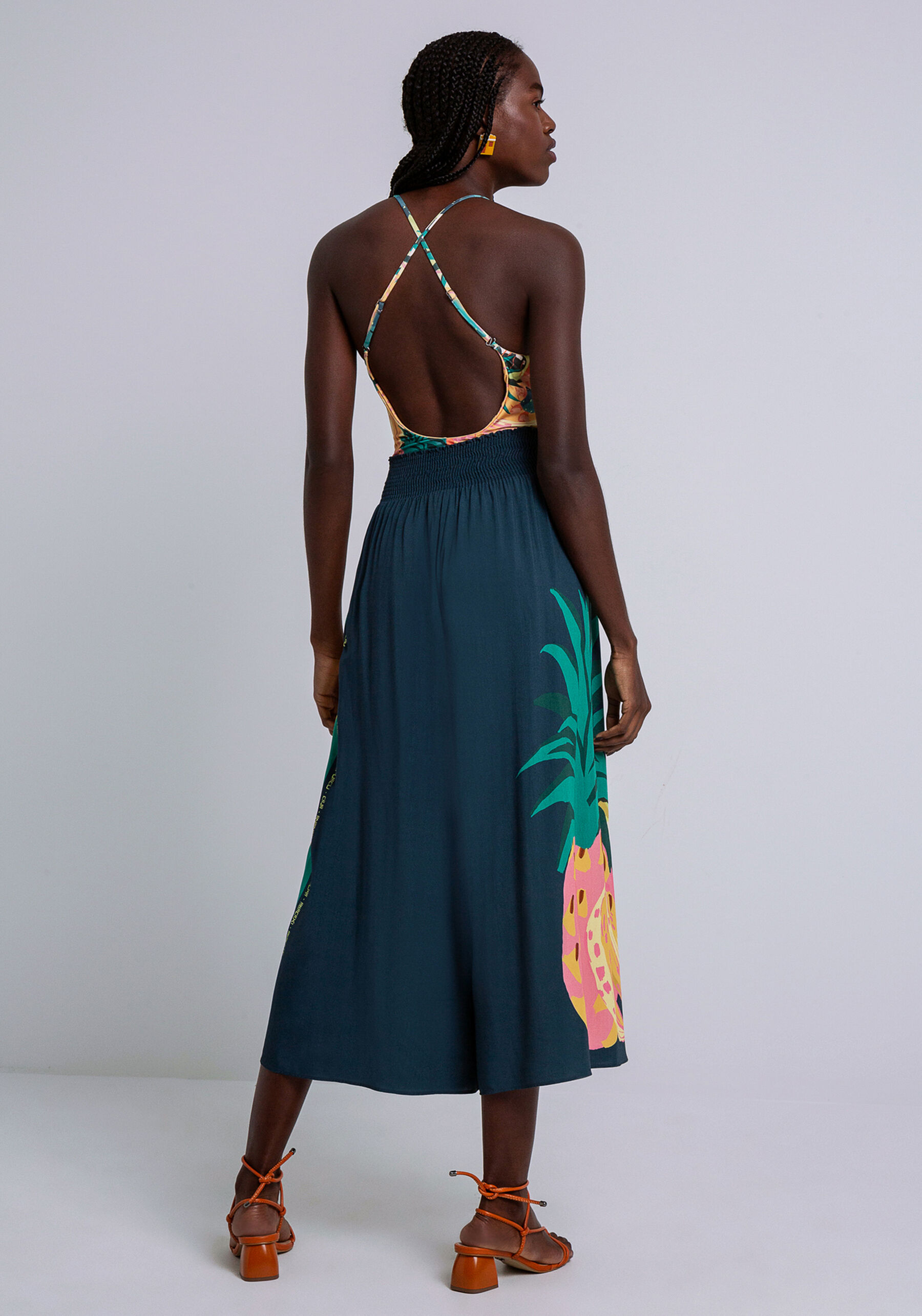 Calça Pantacourt em Viscose com Estampa, . Calça Pantacourt em Viscose com Estampa, , large.