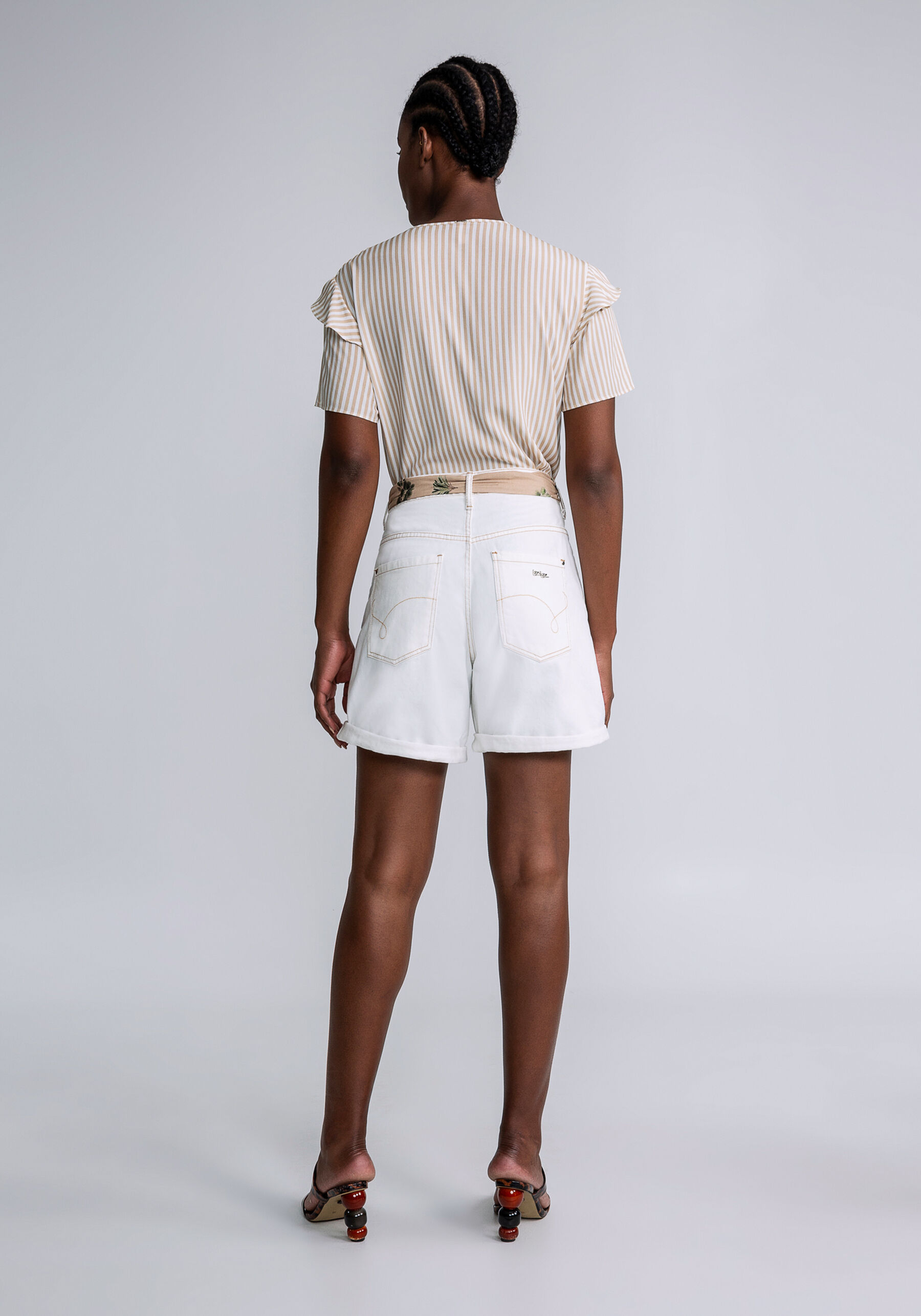 Bermuda Boyfriend Venice Cinto, OFF WHITE. Bermuda Boyfriend Venice Cinto, OFF WHITE, large.