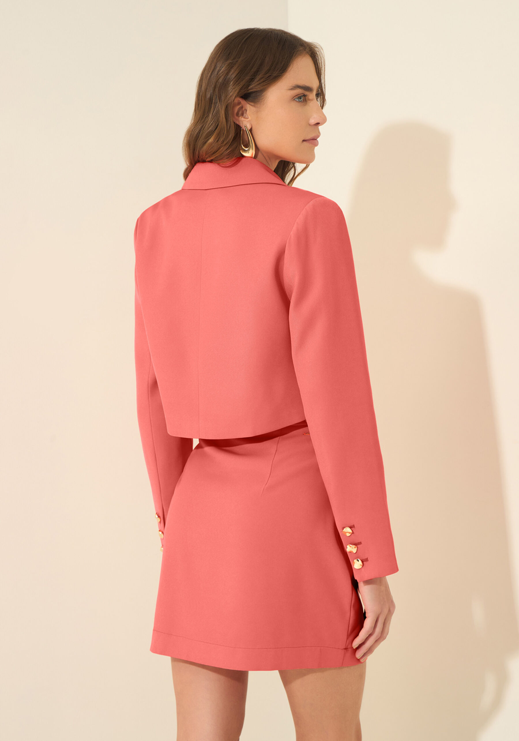 Blazer Feminino De Mangas Longas Altura Cós, SALMAO VERANO. Blazer Feminino De Mangas Longas Altura Cós, SALMAO VERANO, large.