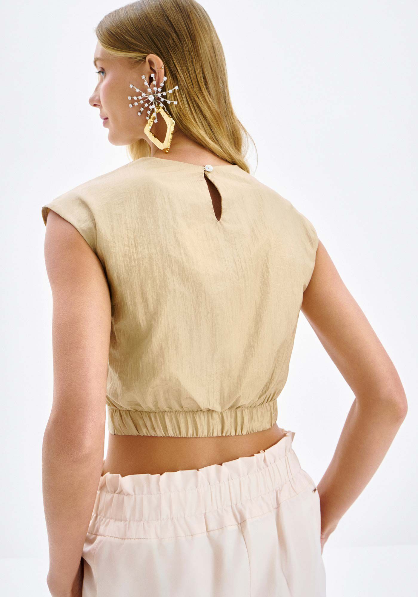 Blusa Cropped em Nylon com Brilho, , large.