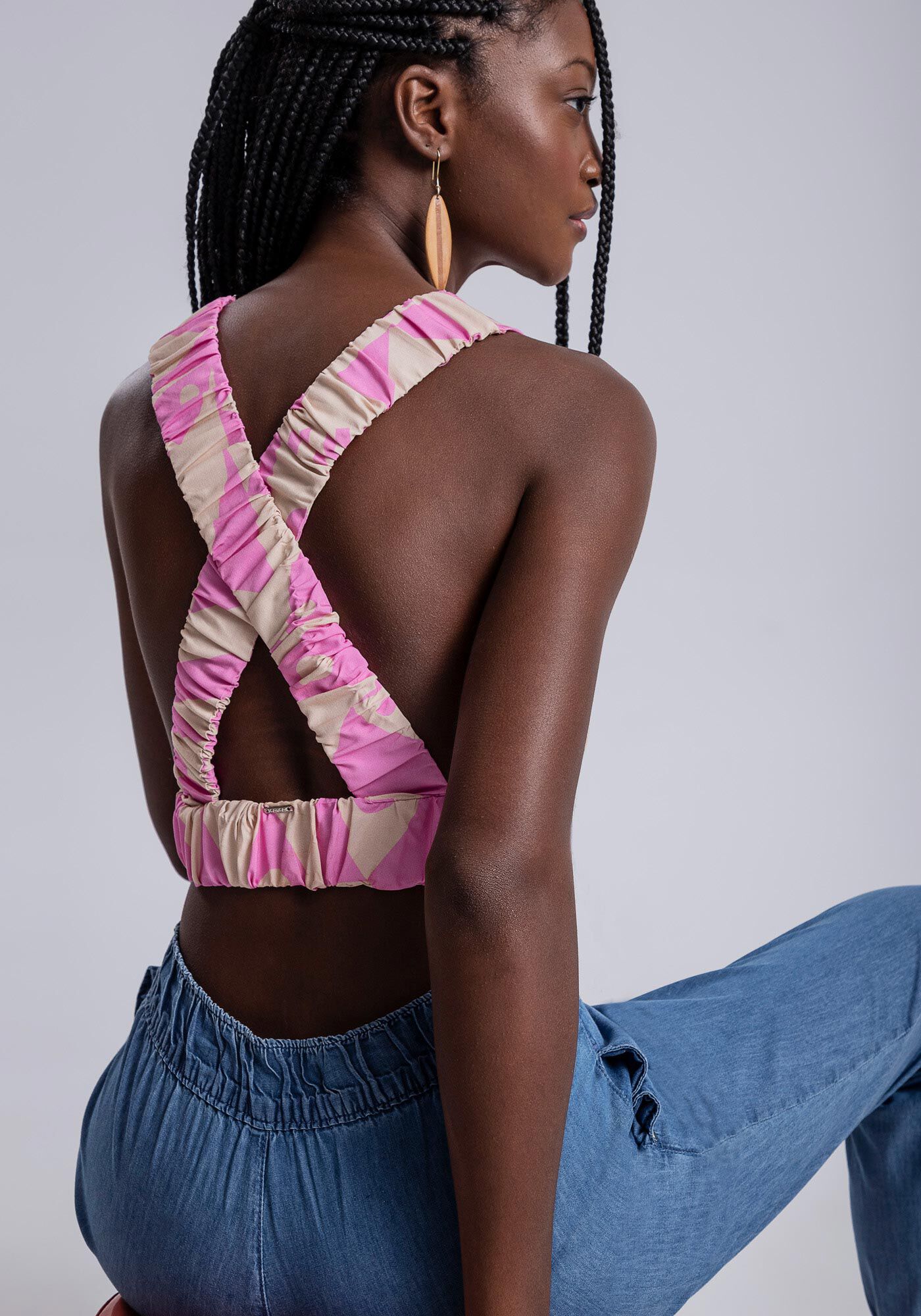 Blusa Cropped em Viscose com Recorte Costas, , large.