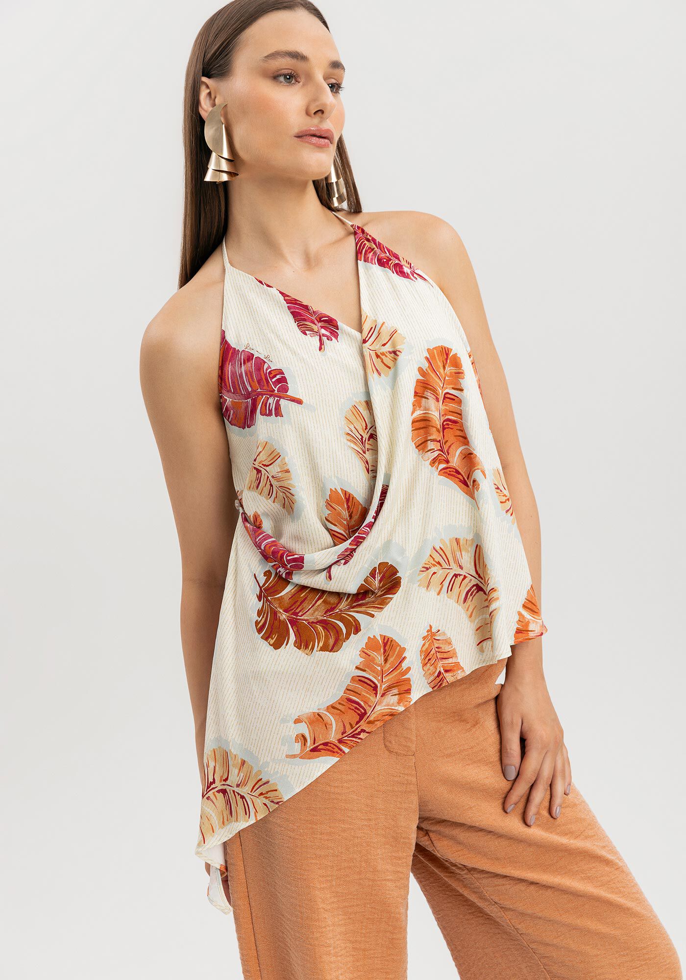 Blusa Assim&eacute;trica Frente &Uacute;nica Estampada, BANANEIRA BEGE, large.