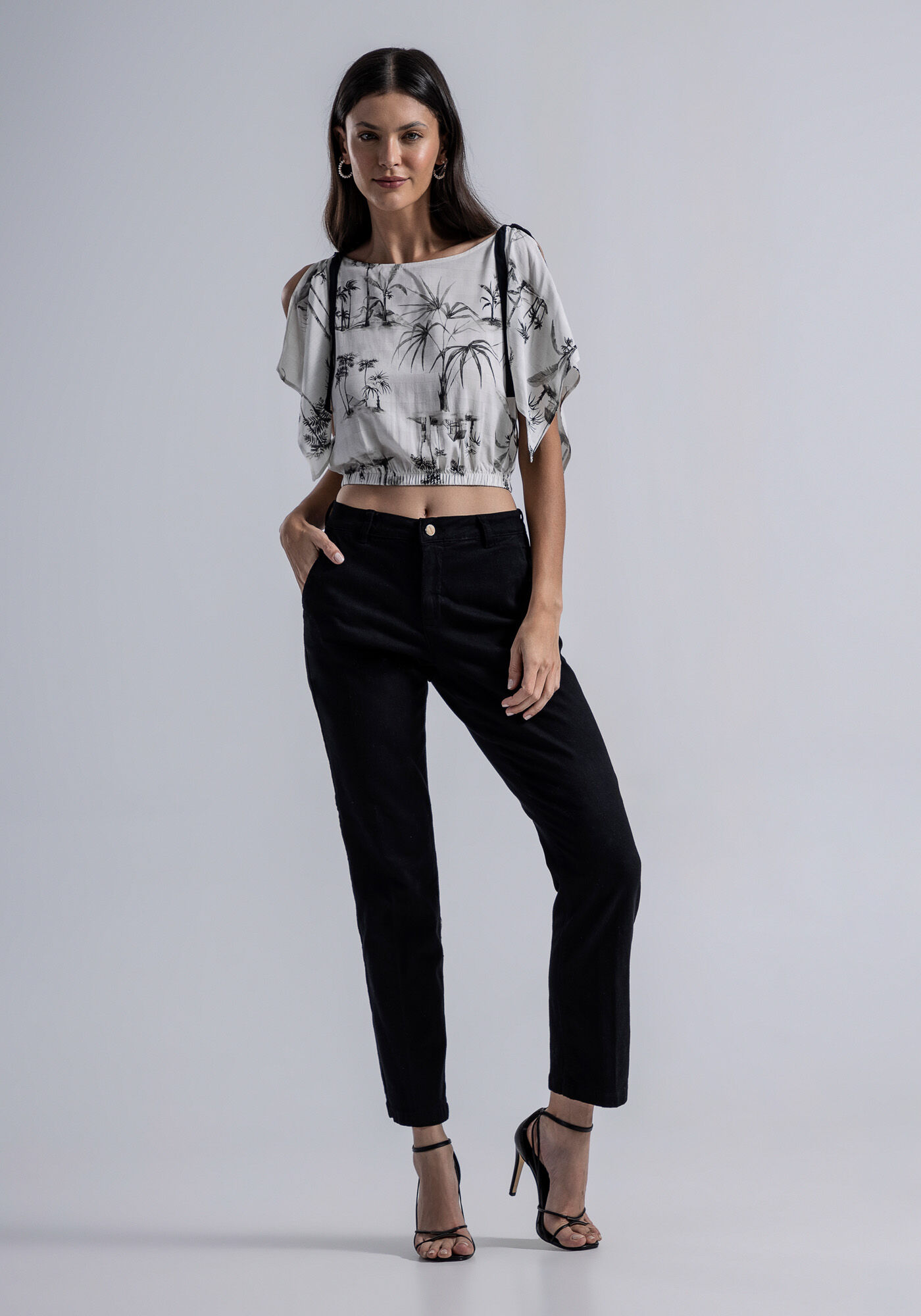 Cal&ccedil;a Jeans Alfaiataria Cropped com Cintura Alta, , large.