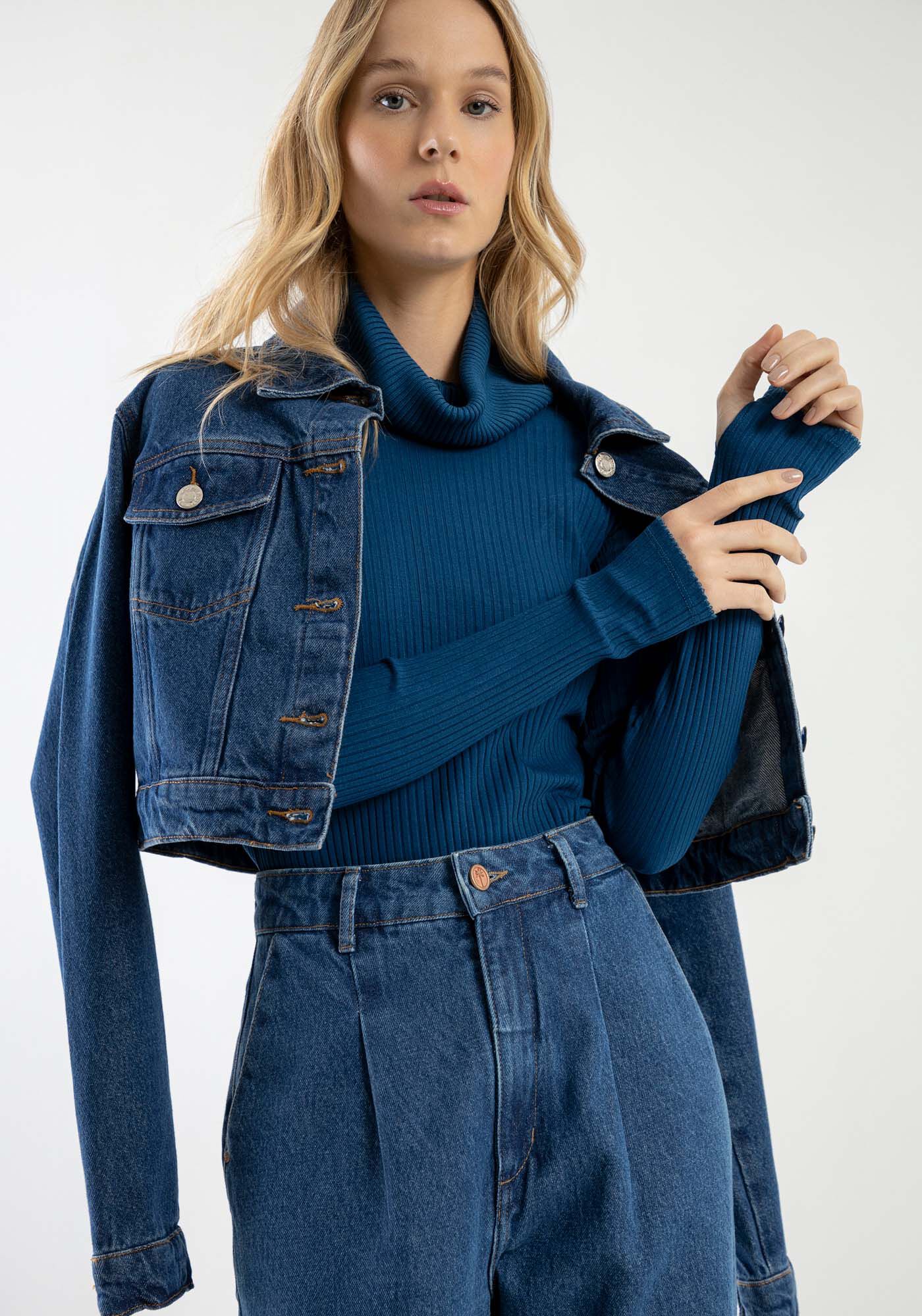 Blusa Manga Longa Canelada com Gola Alta, , large.