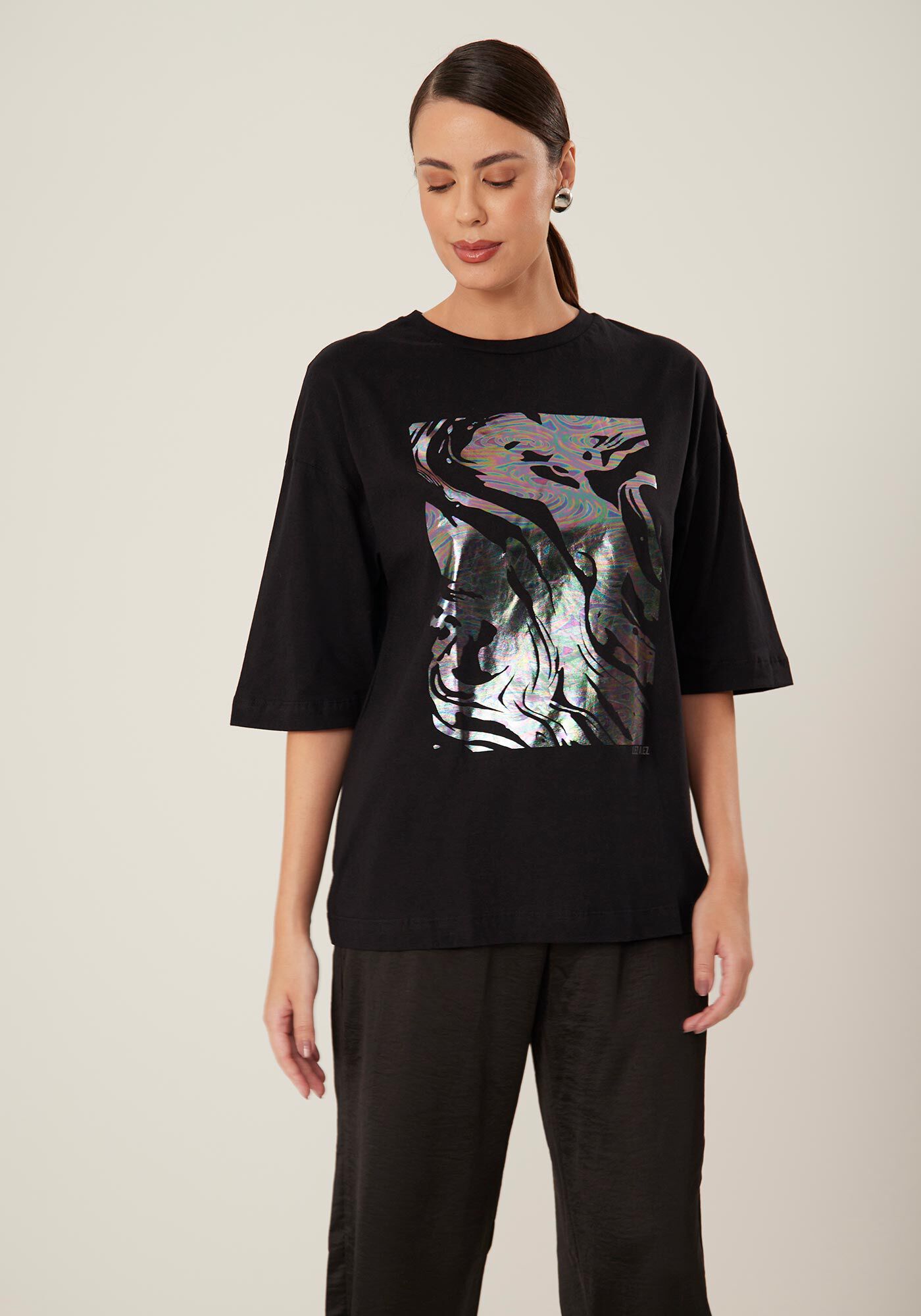 Blusa Ampla Manga Curta em Malha com Estampa Metalizada, , large.