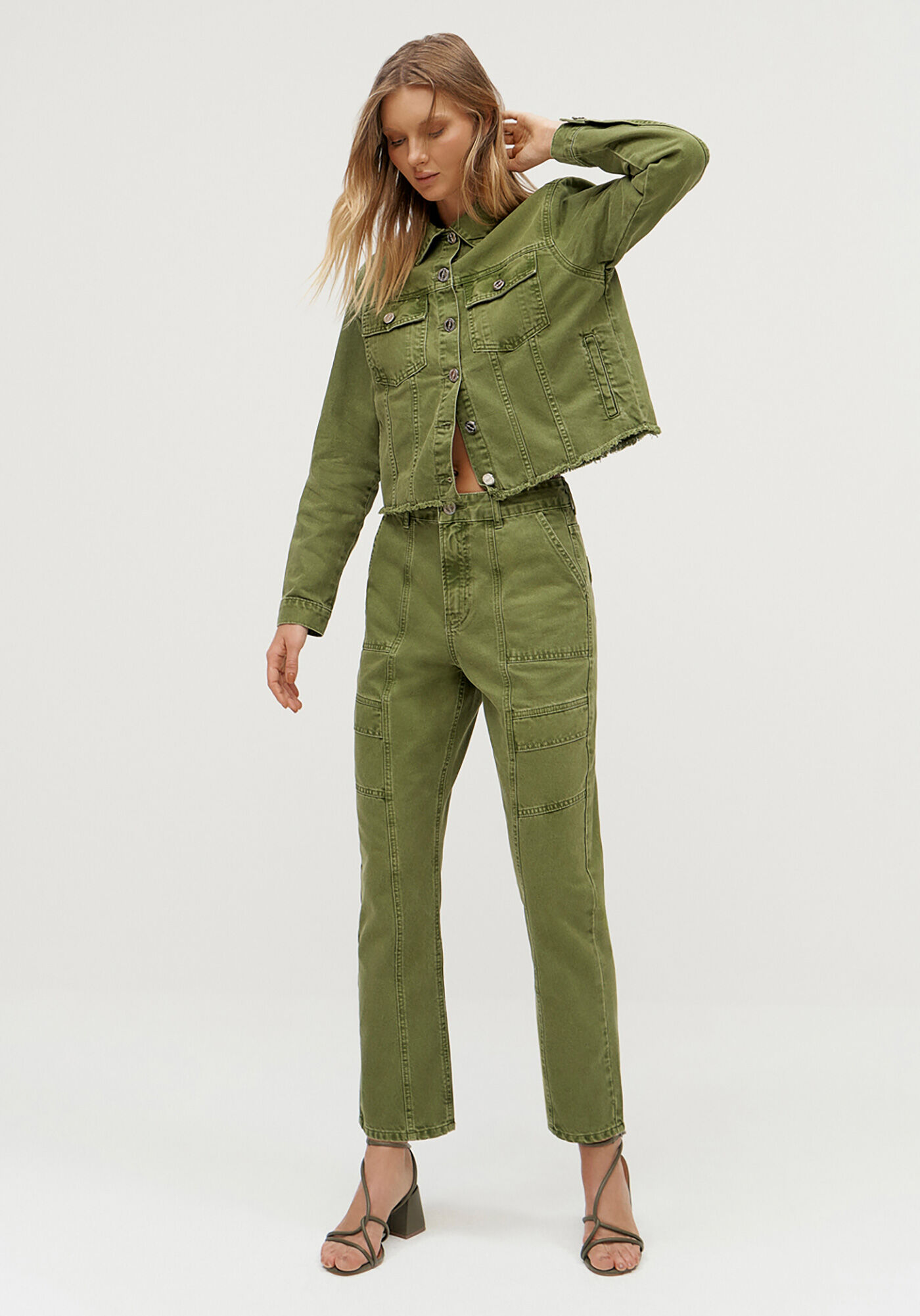 Jaqueta Sarja Estonada com Barra Desfiada, , large.