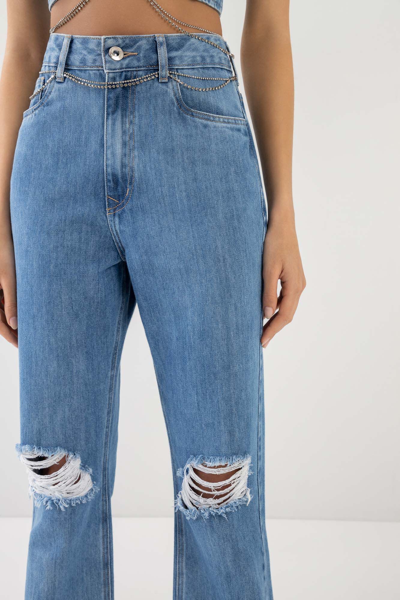 Calça jeans com hotsell corrente