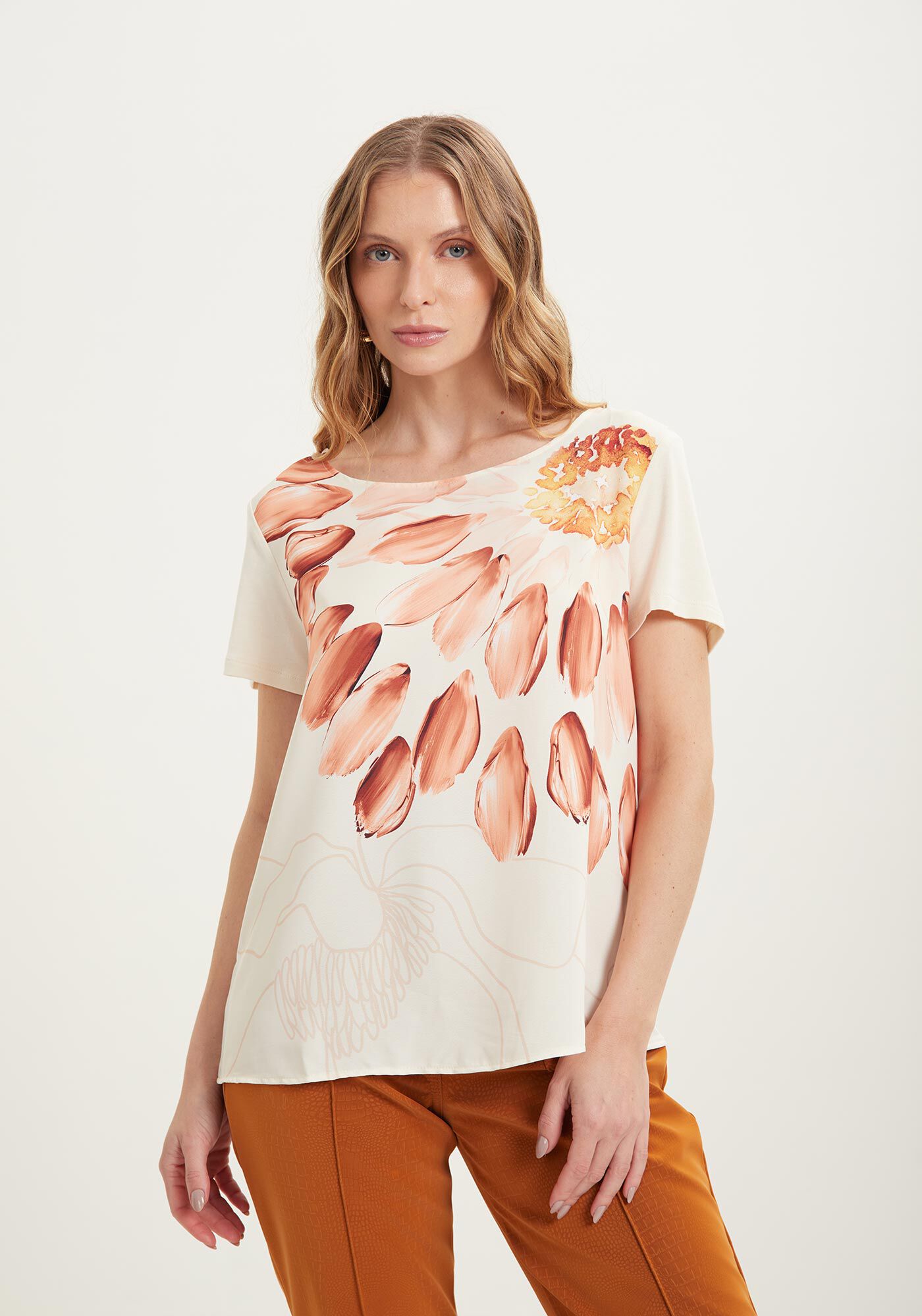 Blusa De Mangas Curtas Com Decote Redondo E Frente Estampada, LARANJA WONDERLAND, large.