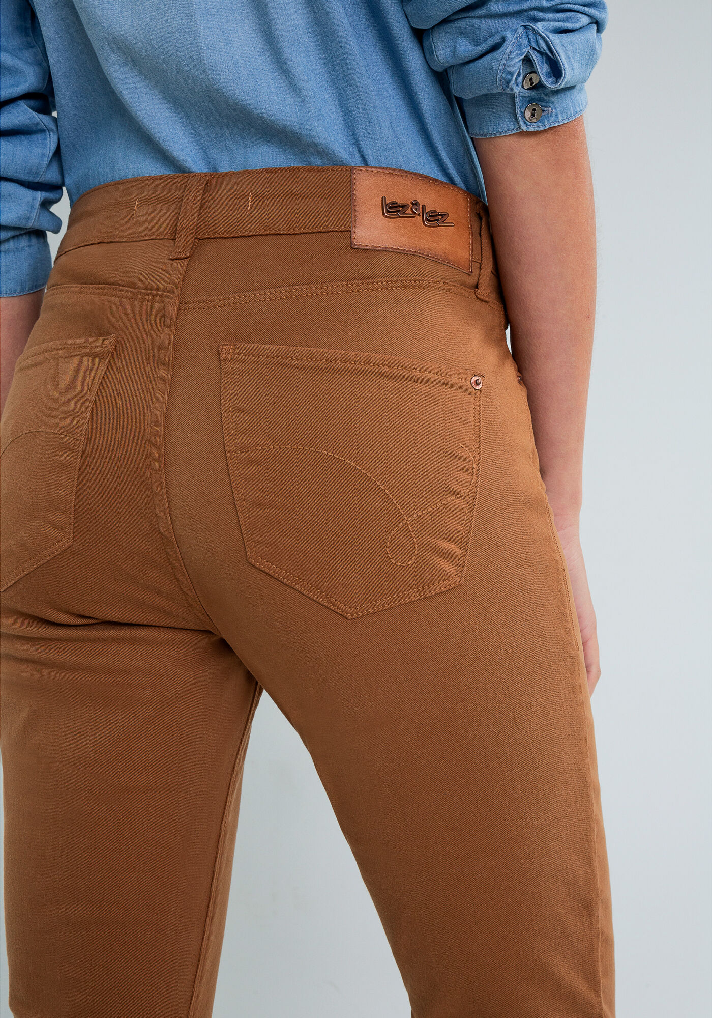 Calça flare discount marrom jeans