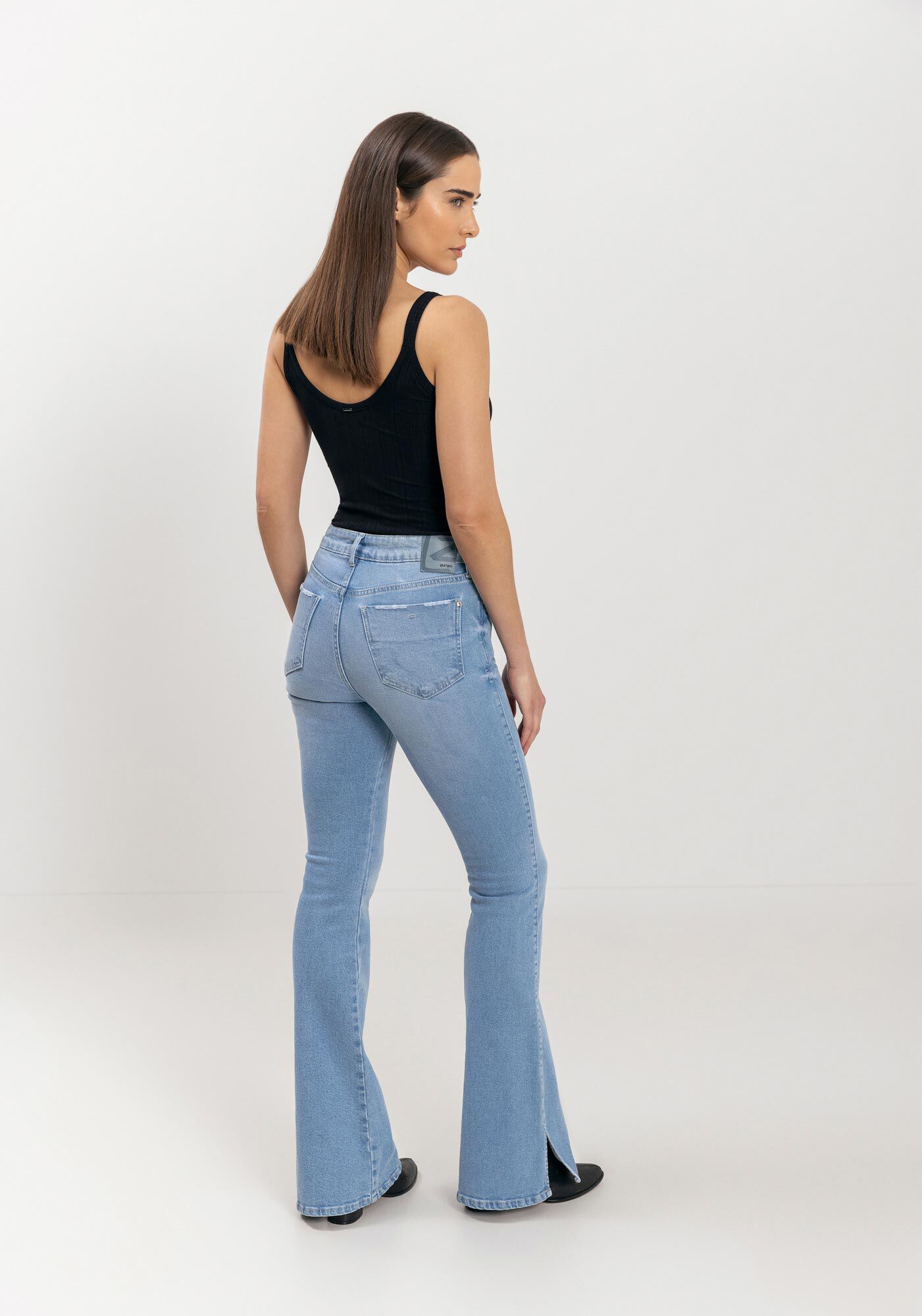 Cal&ccedil;a Jeans Boot Cut Com Cintura Alta E Bolsos, JEANS, large.