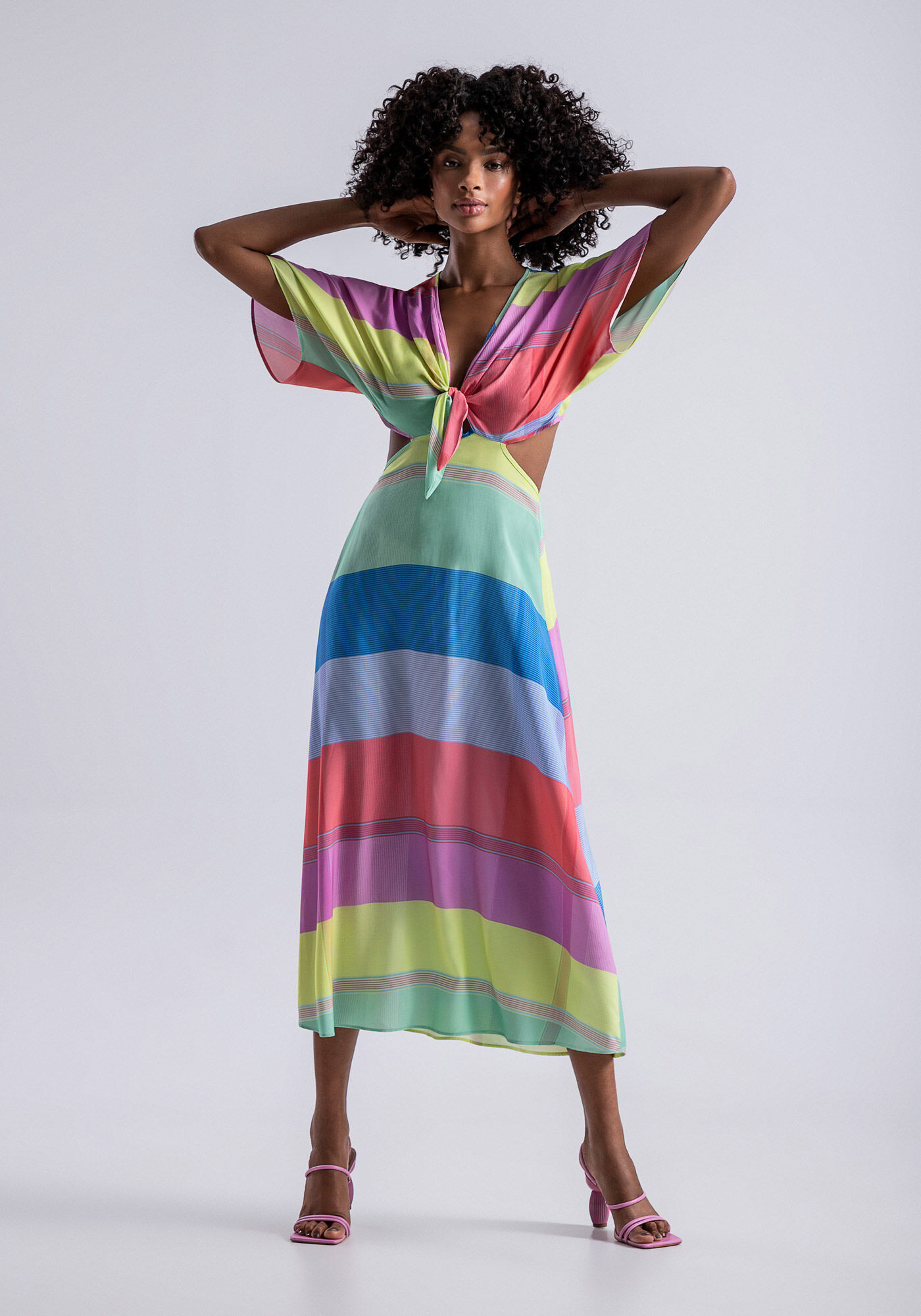 Vestido Midi em Viscose com Recorte e La&ccedil;o, REDE, large.