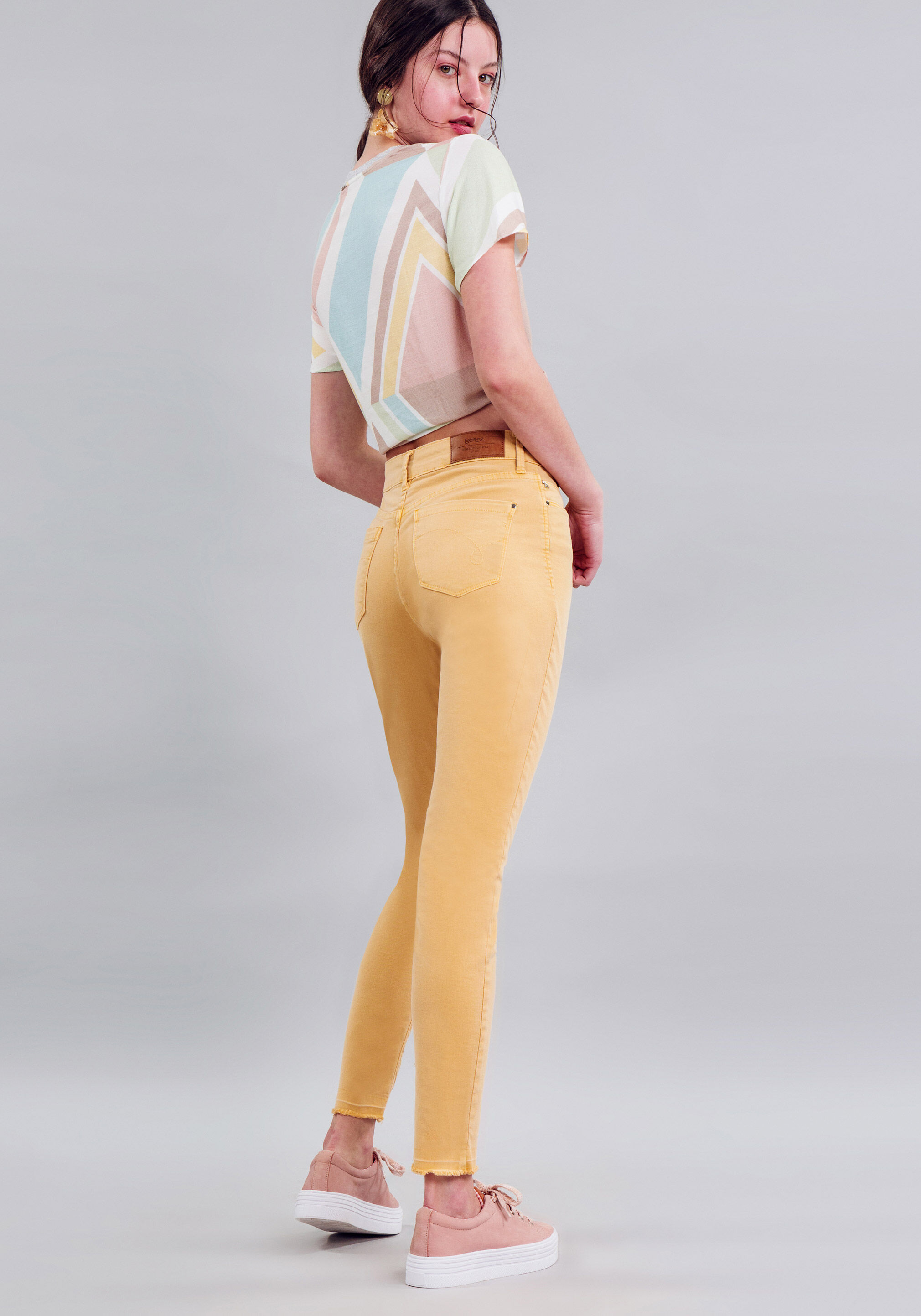 Cal&ccedil;a Sarja Com Elastano Cropped Aruba, , large.