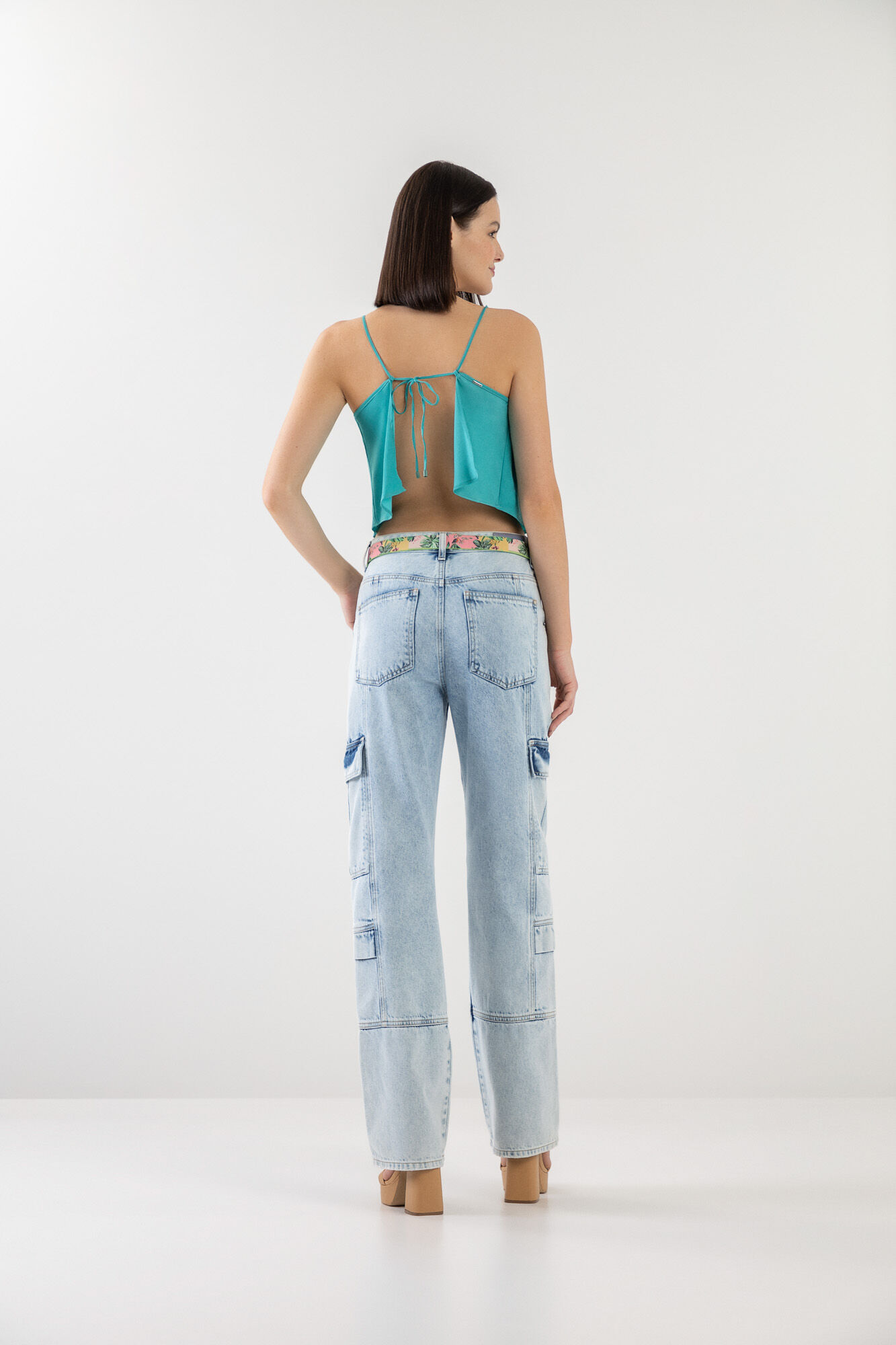 Blusa Cropped Acetinada com Abertura Costas, , large.