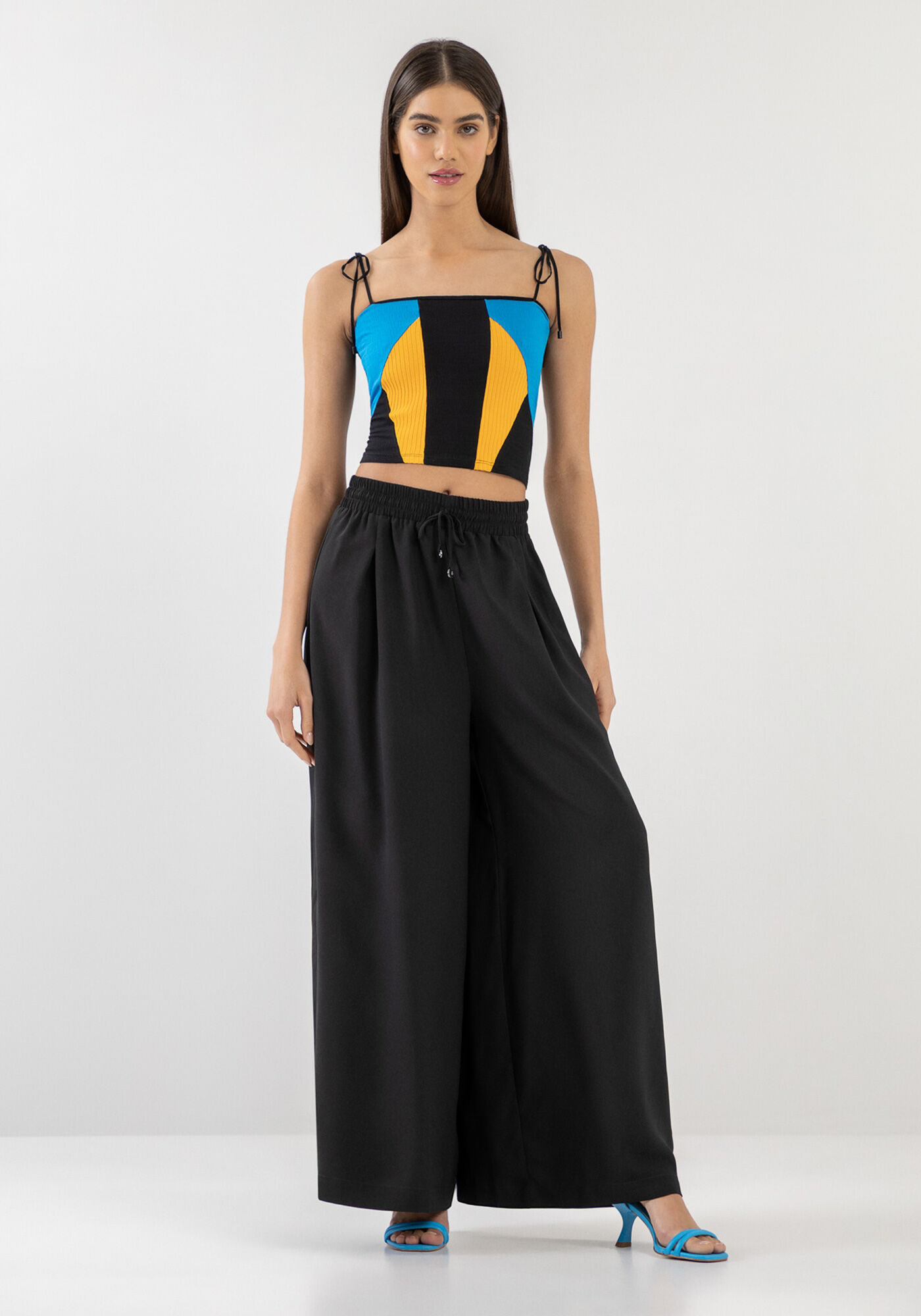 Blusa com Al&ccedil;as e Recortes Contraste, , large.