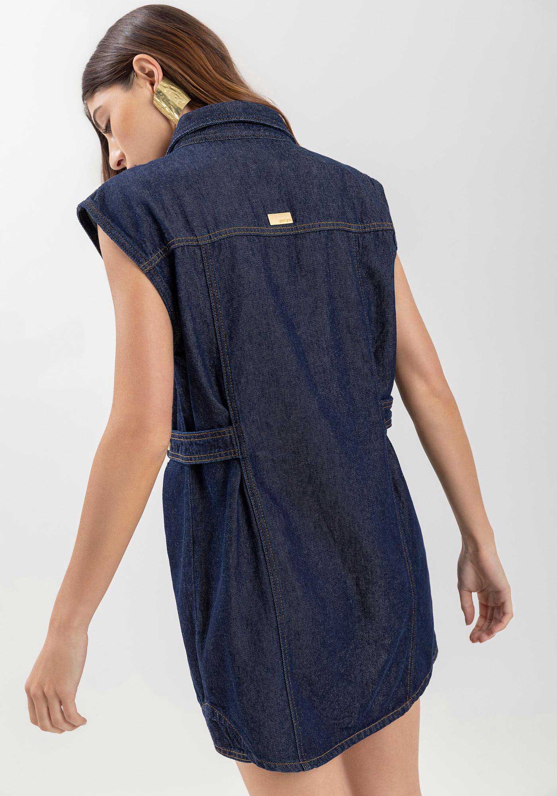 Colete Jeans Alongado Com Botões E Gola Camisa, JEANS. Colete Jeans Alongado Com Botões E Gola Camisa, JEANS, large.