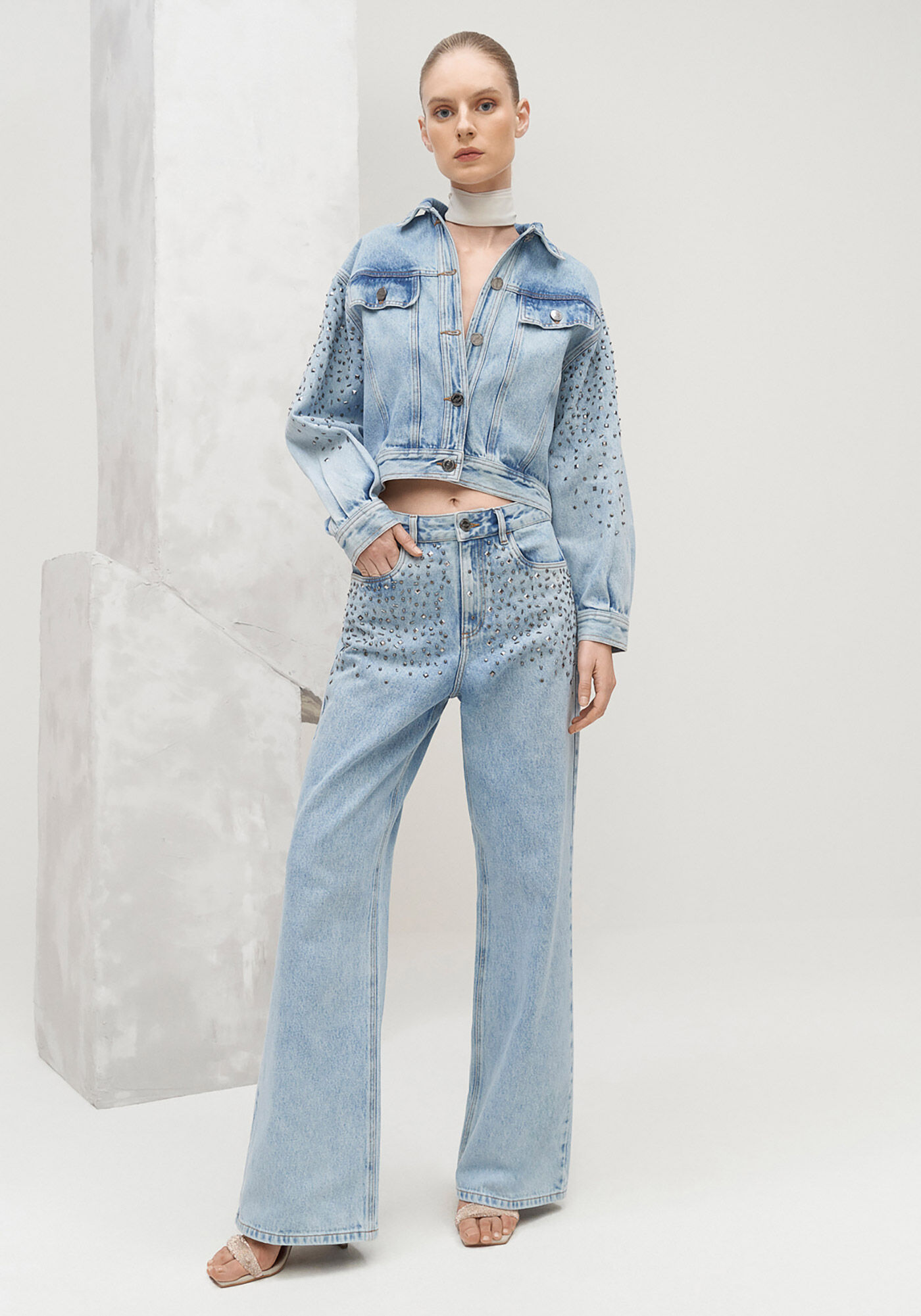 Cal&ccedil;a Jeans Wide Leg Cintura Alta com Bordado, JEANS, large.