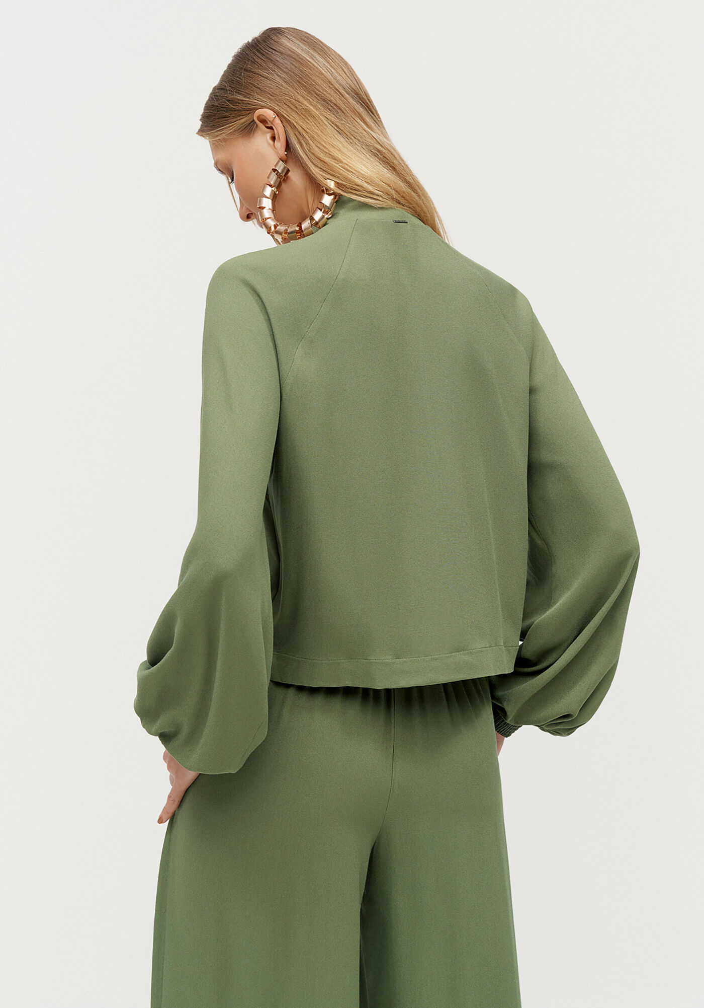 Conjunto em Crepe com Blus&atilde;o e Cal&ccedil;a Pantalona, VERDE AGENA, large.