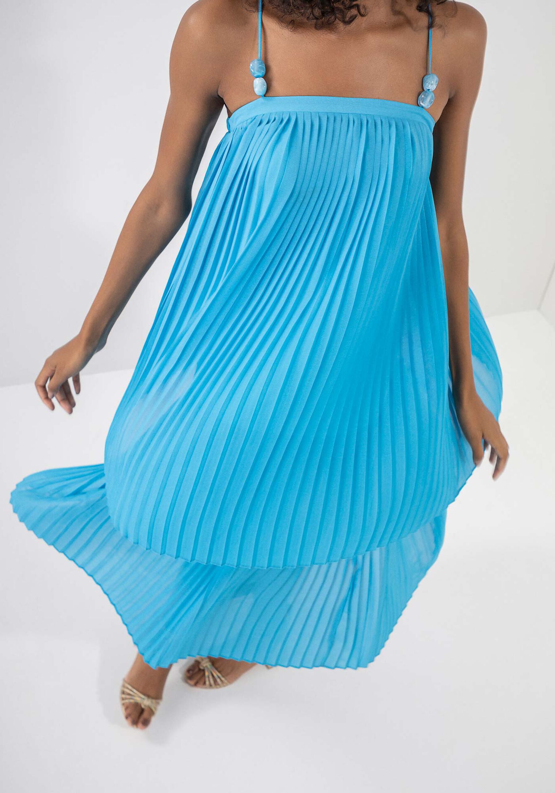 Vestido Midi Plissado com Babados e Cinto, AZUL ANGRA. Vestido Midi Plissado com Babados e Cinto, AZUL ANGRA, large.