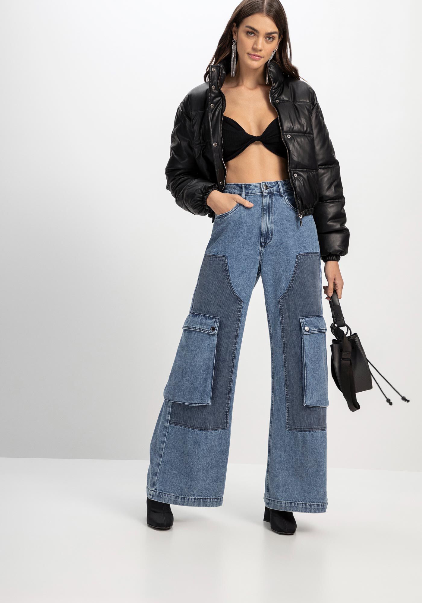 Blusa Manga Longa Super Cropped com Torção | Lez a Lez