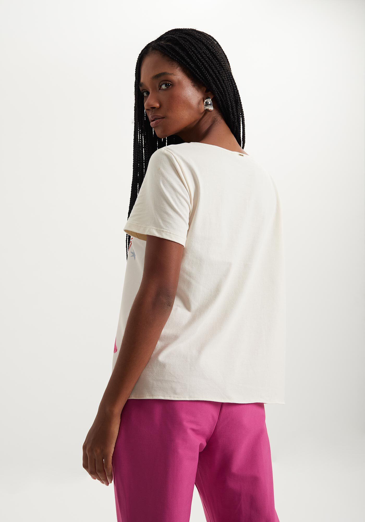 Blusa T-shirt De Mangas Curtas Com Frente Estampada, , large.