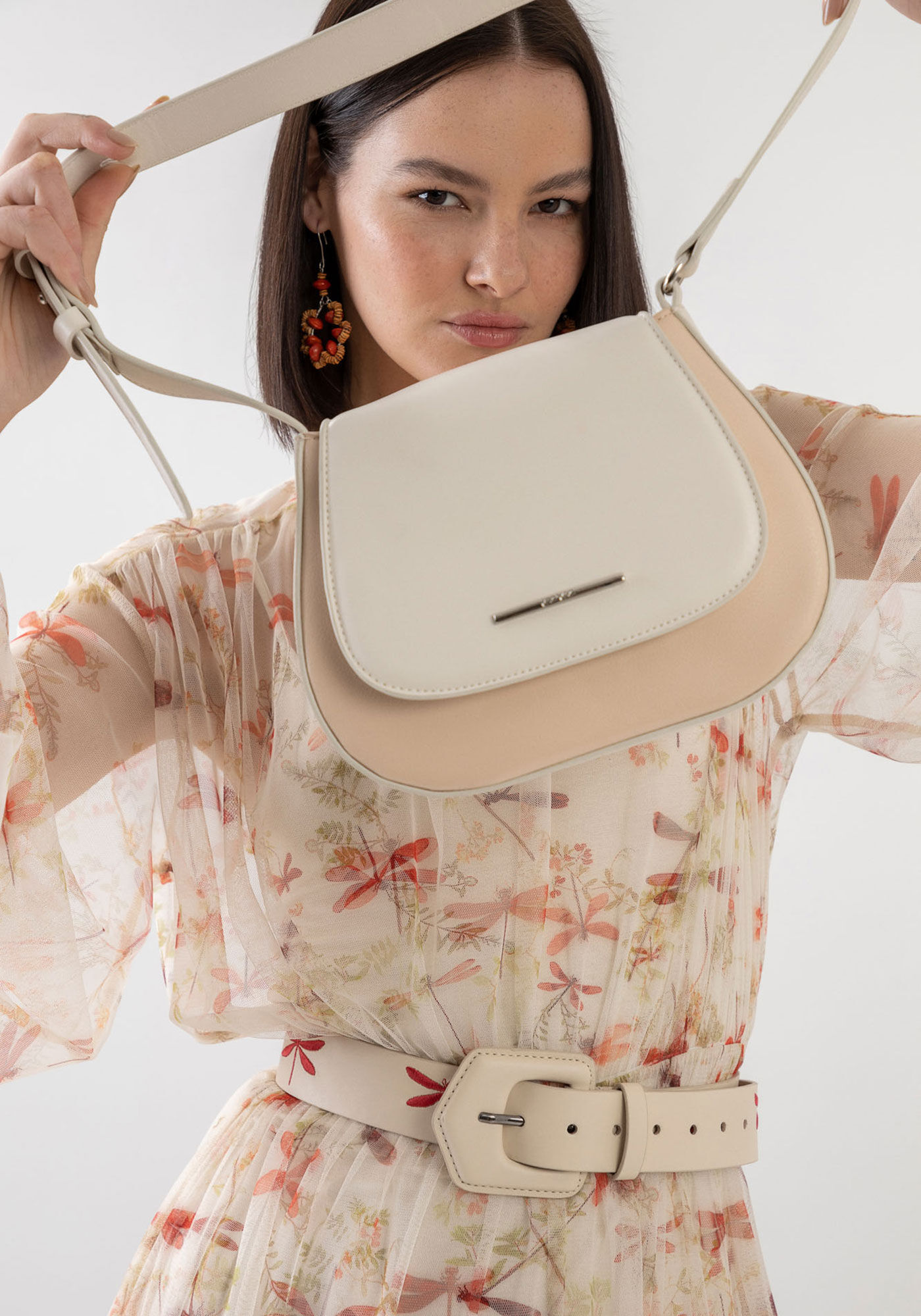 Bolsa M&eacute;dia Estruturada Saddle, BEGE IMPALA, large.