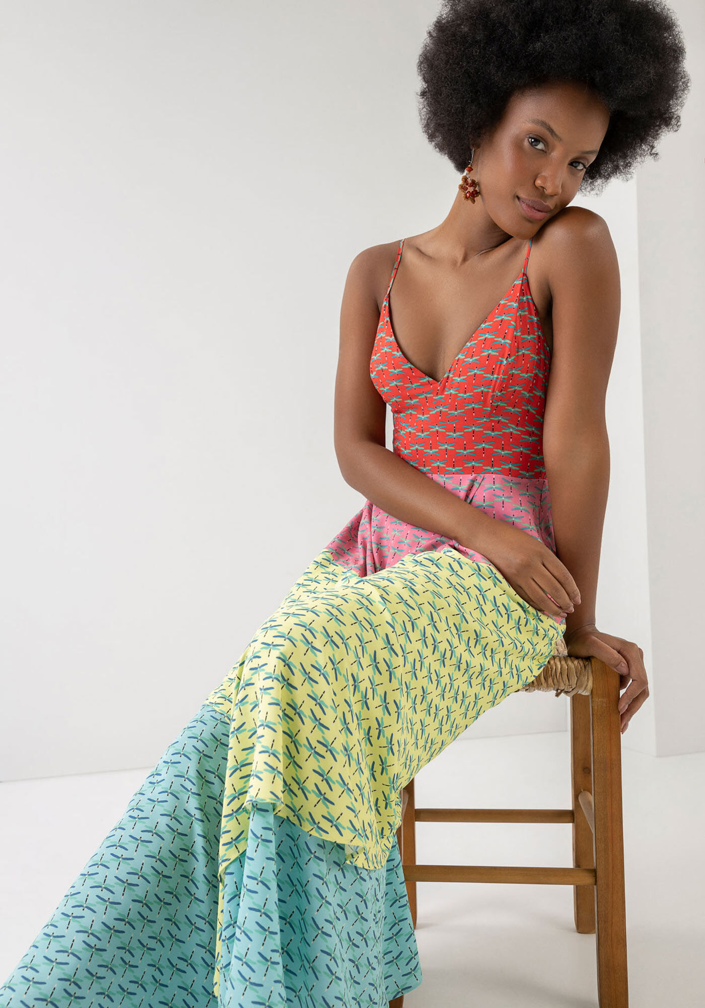 Vestido Midi Estampado com Babados Assim&eacute;tricos, , large.