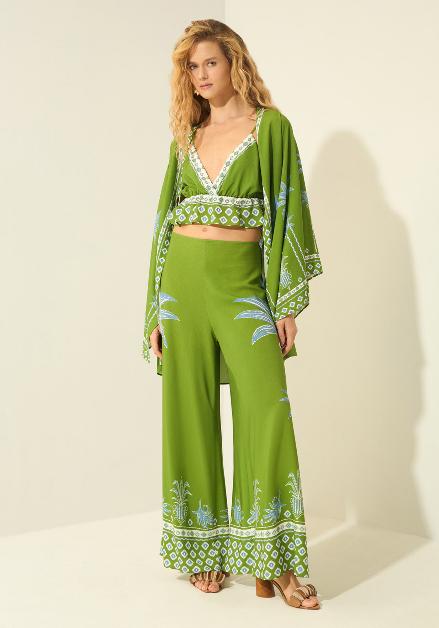 Cal&ccedil;a Pantalona De Cintura Alta Em Viscose Estampada, MAXI GRAVURA VERDE, large.