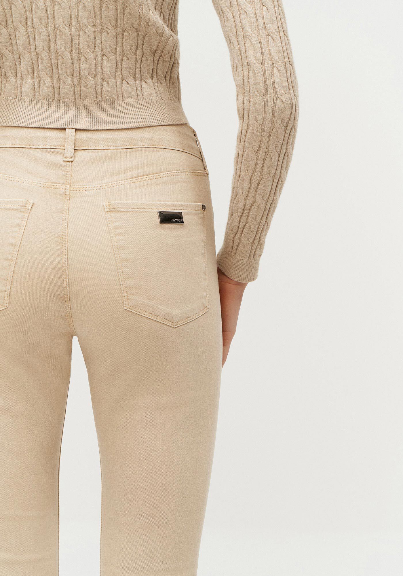 Cal&ccedil;a Sarja Flare Boot Cut com Cintura Alta, , large.