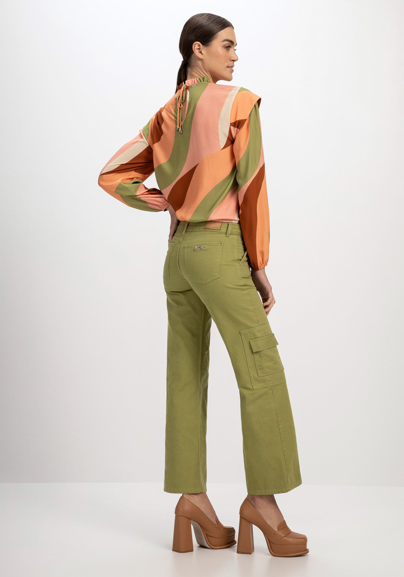 Blusa Manga Longa com Recorte Ombros, ARCO IRIS, large.