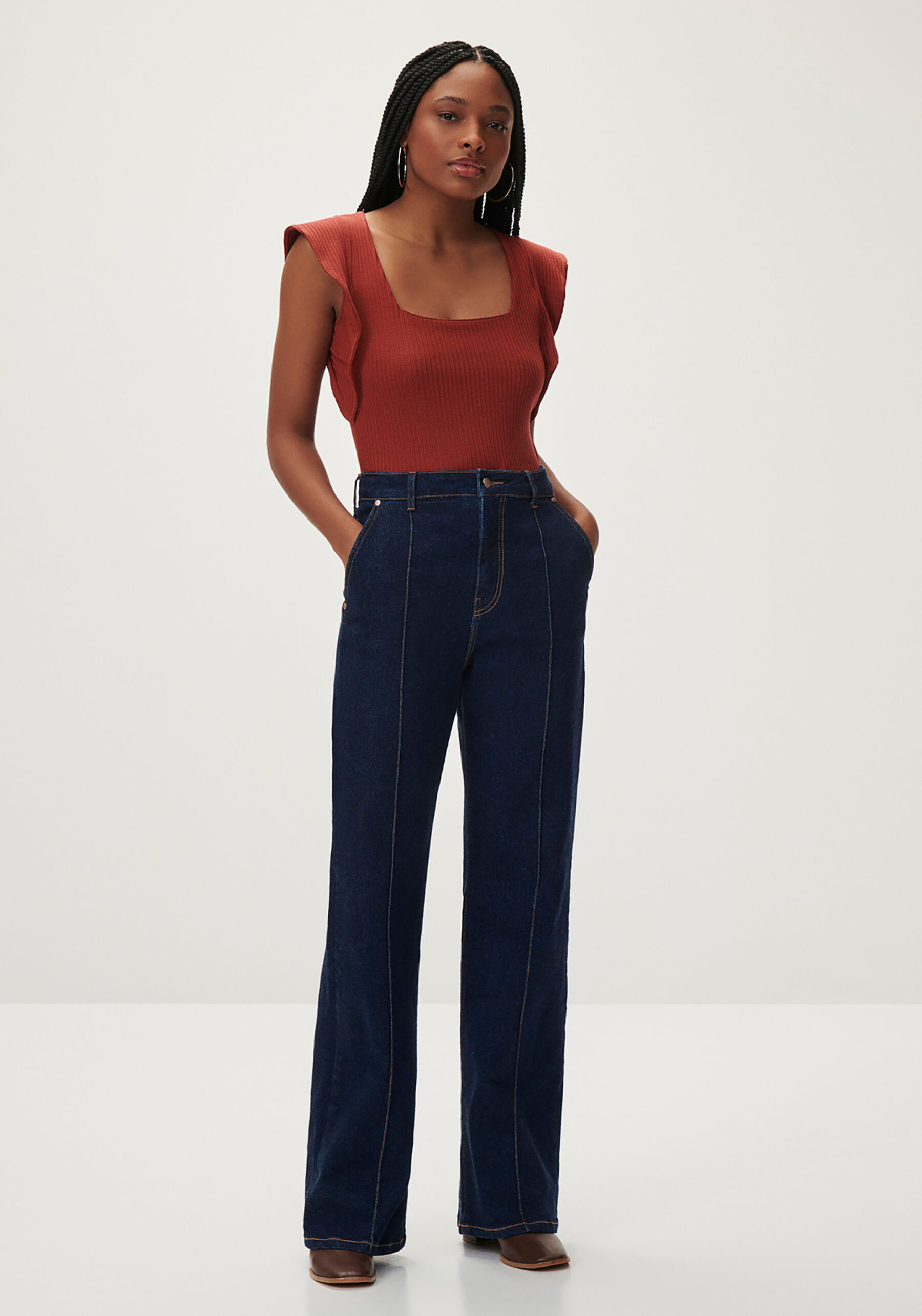 Blusa em Algodão Responsável com Decote Quadrado, . Blusa em Algodão Responsável com Decote Quadrado, , large.