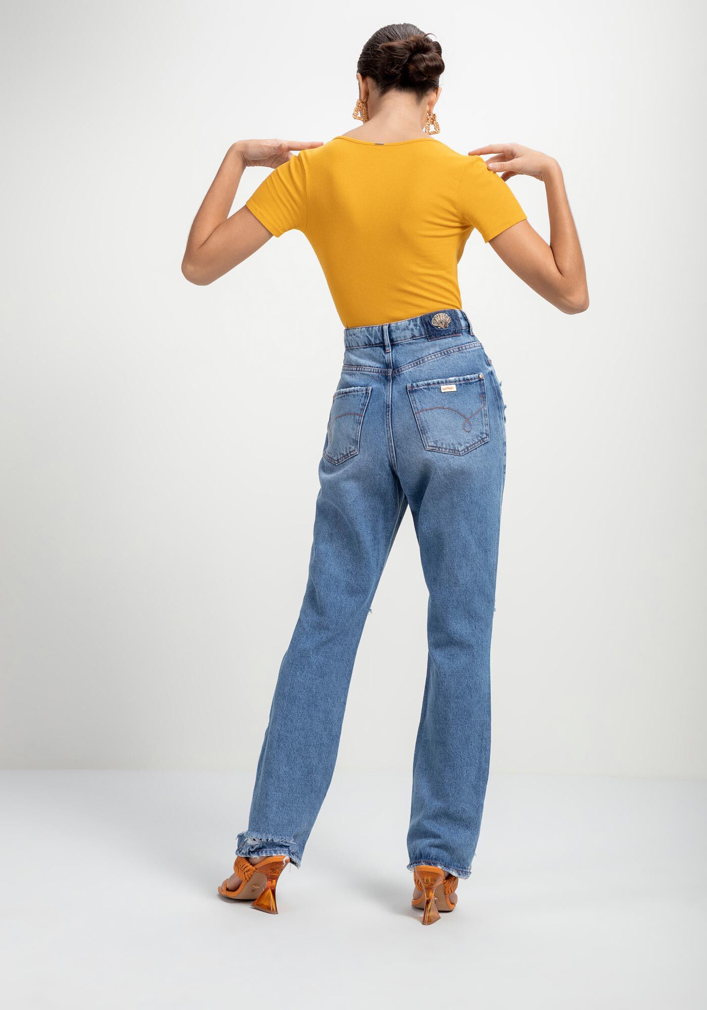 Blusa Cropped em Malha com Detalhe Argola, , large.