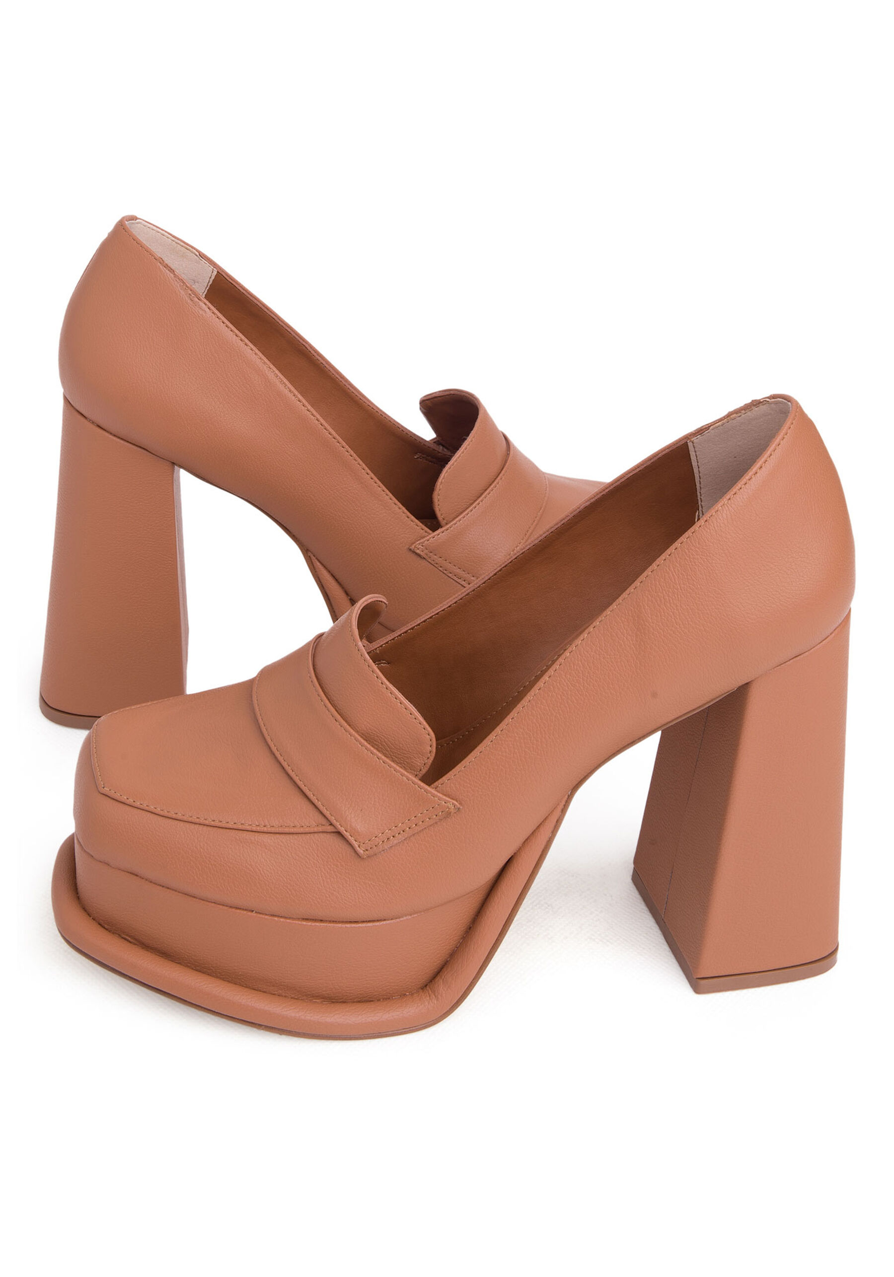 Mocassim com Salto Alto Flare, MARROM TERRACOTA. Mocassim com Salto Alto Flare, MARROM TERRACOTA, large.