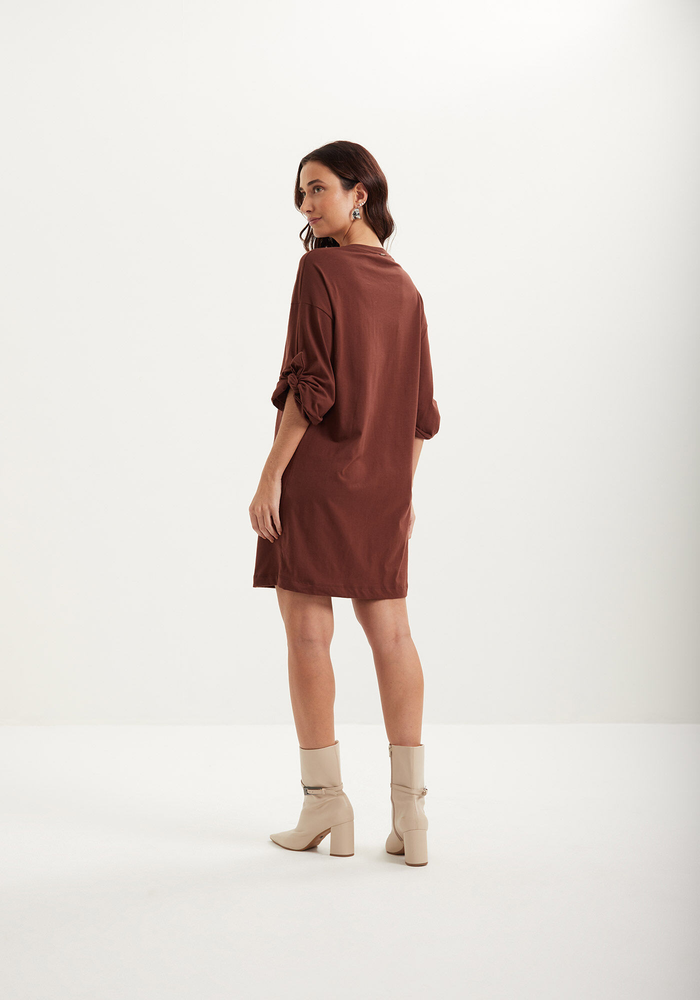 Vestido Curto Em Malha Penteada Com Mangas 3/4 E Amarra&ccedil;&otilde;es, , large.