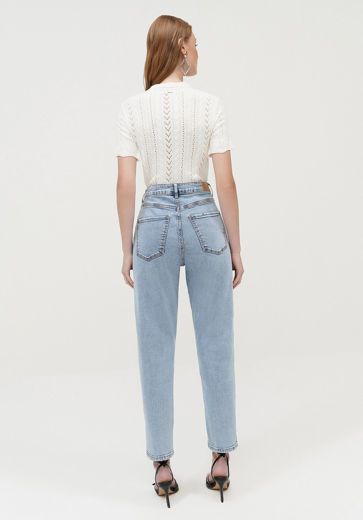 Cal&ccedil;a Jeans Mom Comfort Cropped com Elasticidade, JEANS, large.