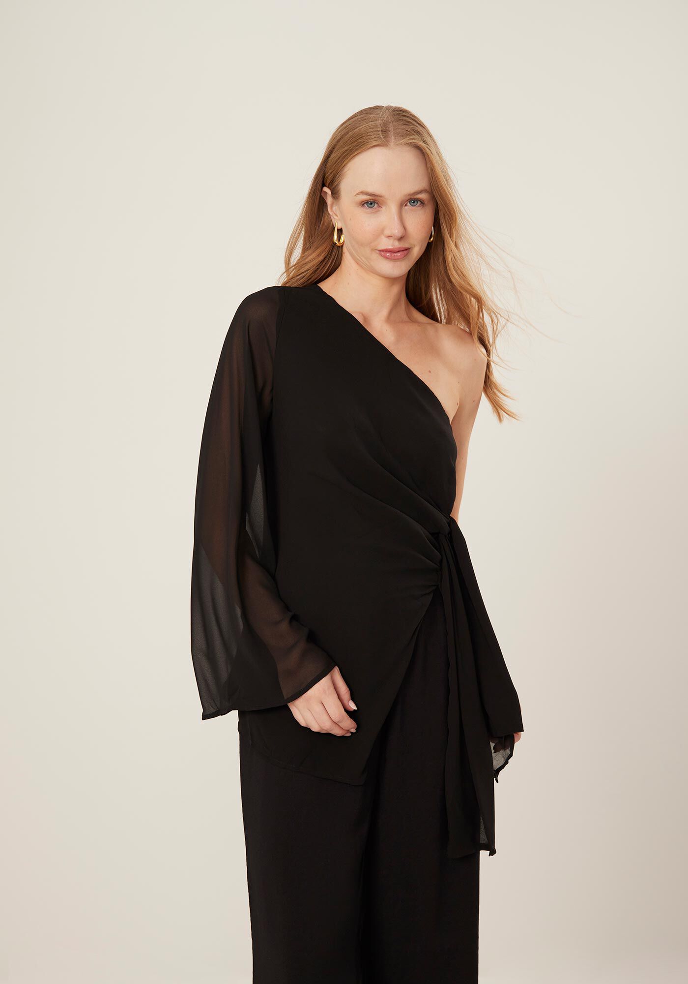 Blusa Assim&eacute;trica De Um Ombro S&oacute; Em Crepe Com Toque De Seda, , large.