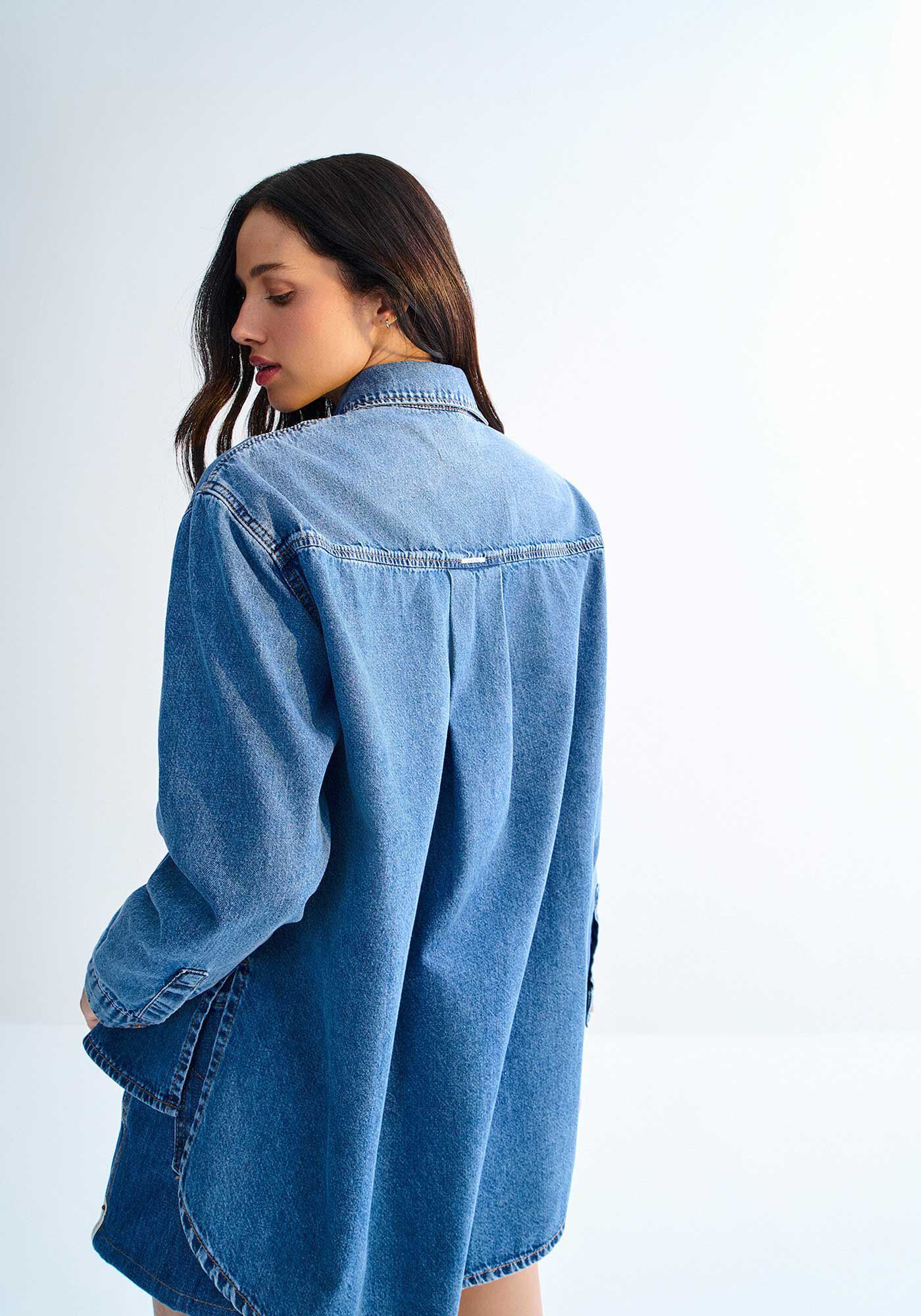 Camisa Jeans Oversized Mullet com Bolso, , large.