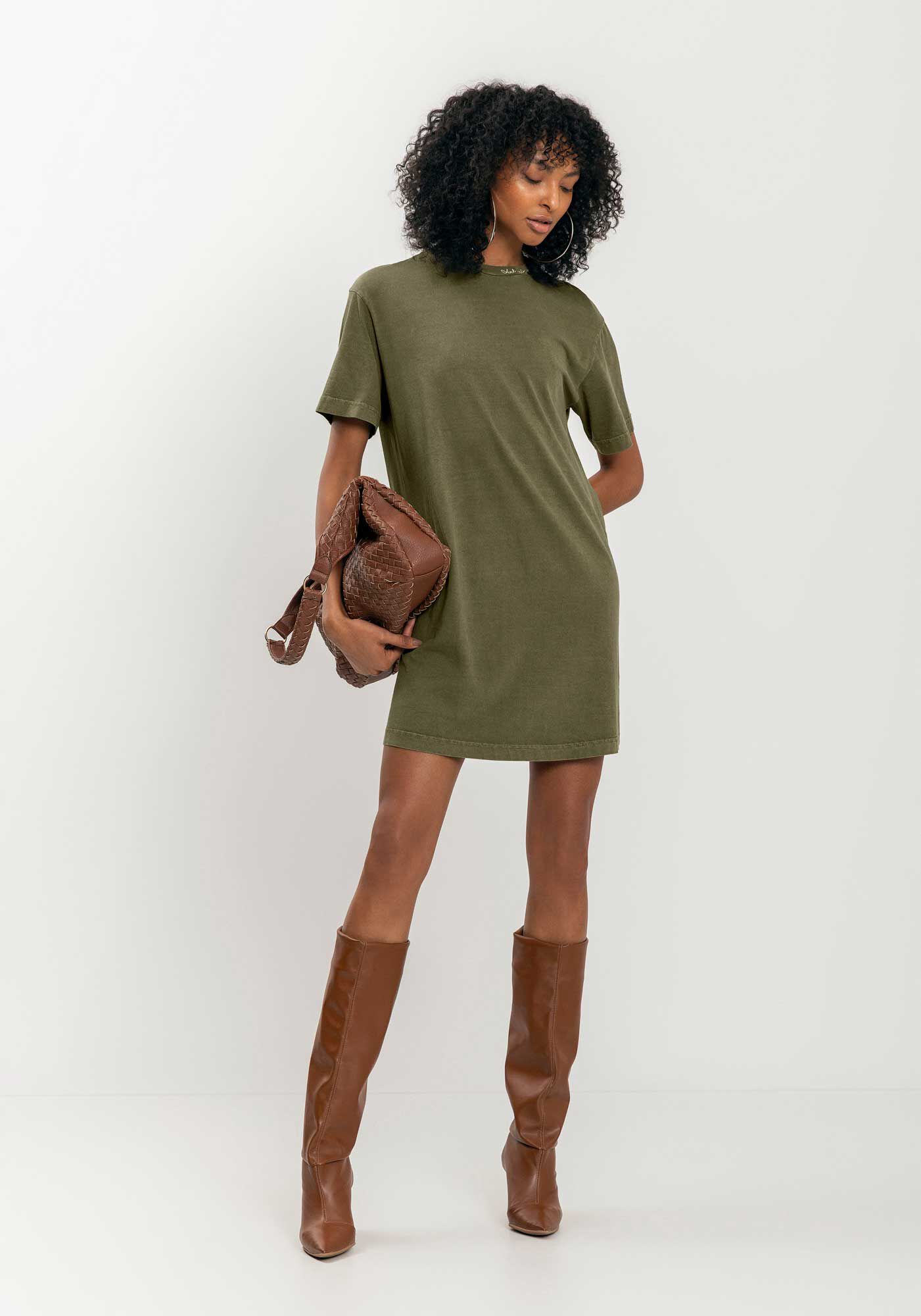 Vestido Curto Com Bordado Na Gola Em Malha De Algod&atilde;o, , large.