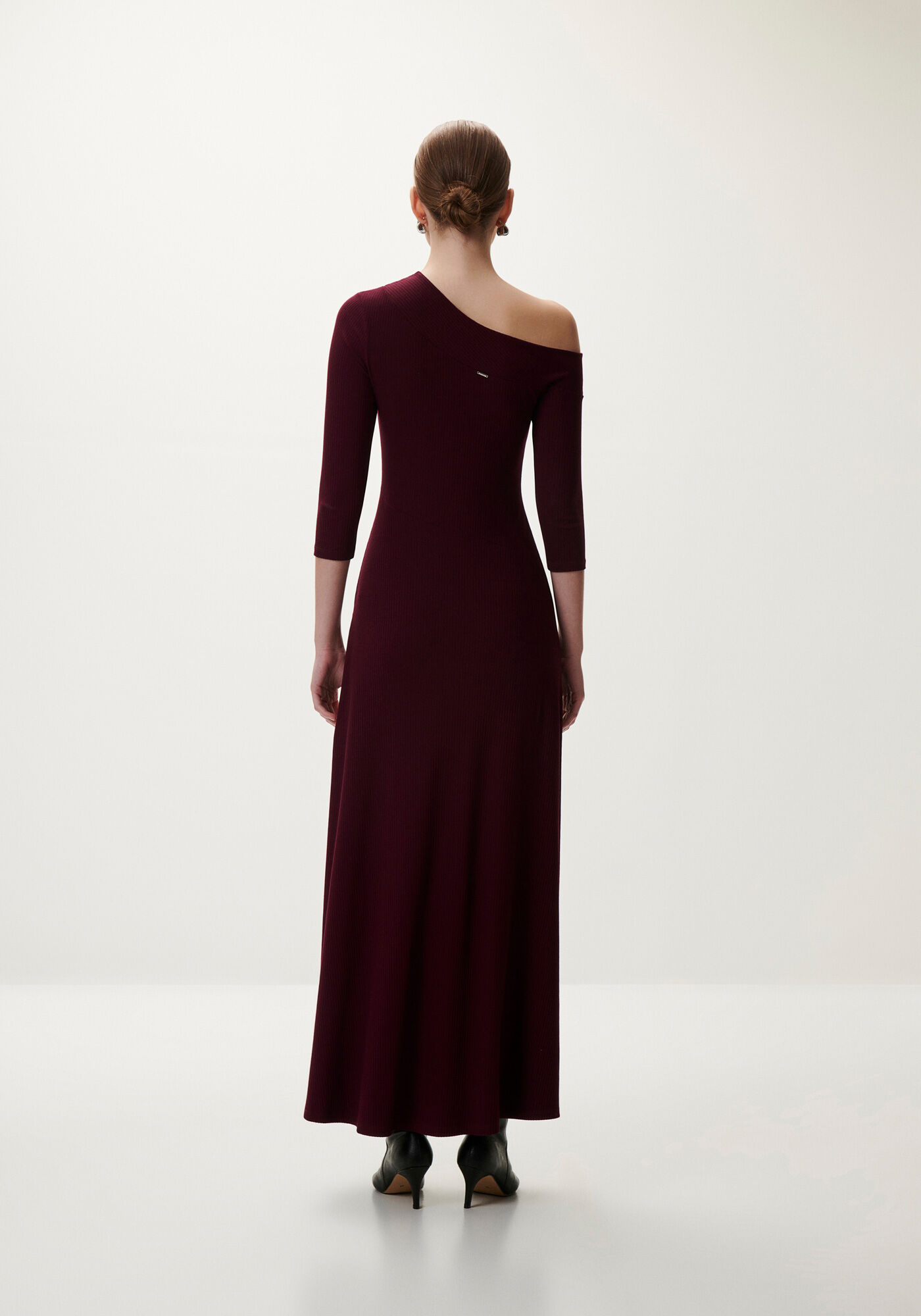 Vestido Longo Manga Longa Canelado com Ombro S&oacute;, VIOLETA PORT, large.