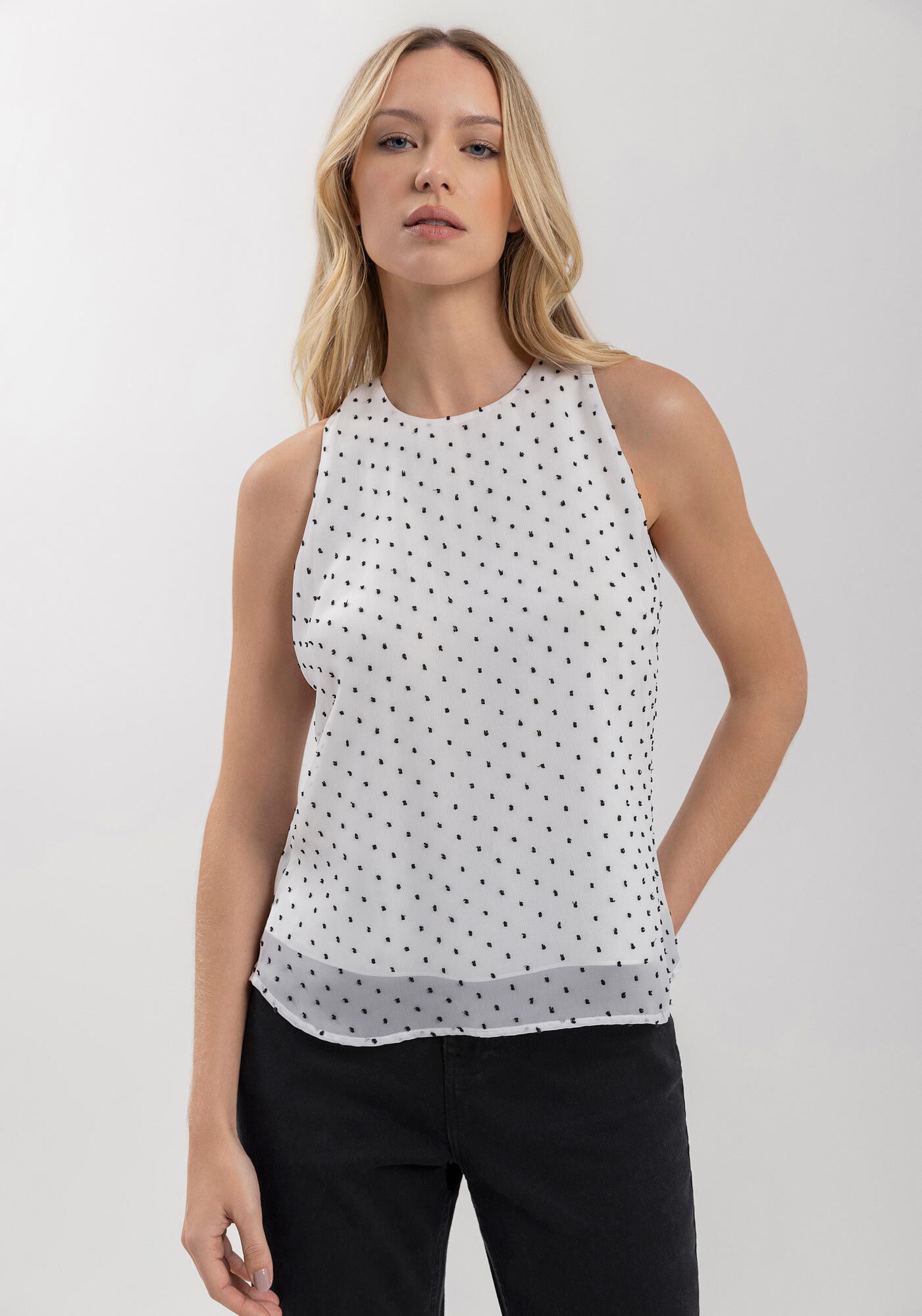 Blusa Sem Mangas Em Chiffon Com Po&aacute;s Em Alto Relevo, , large.