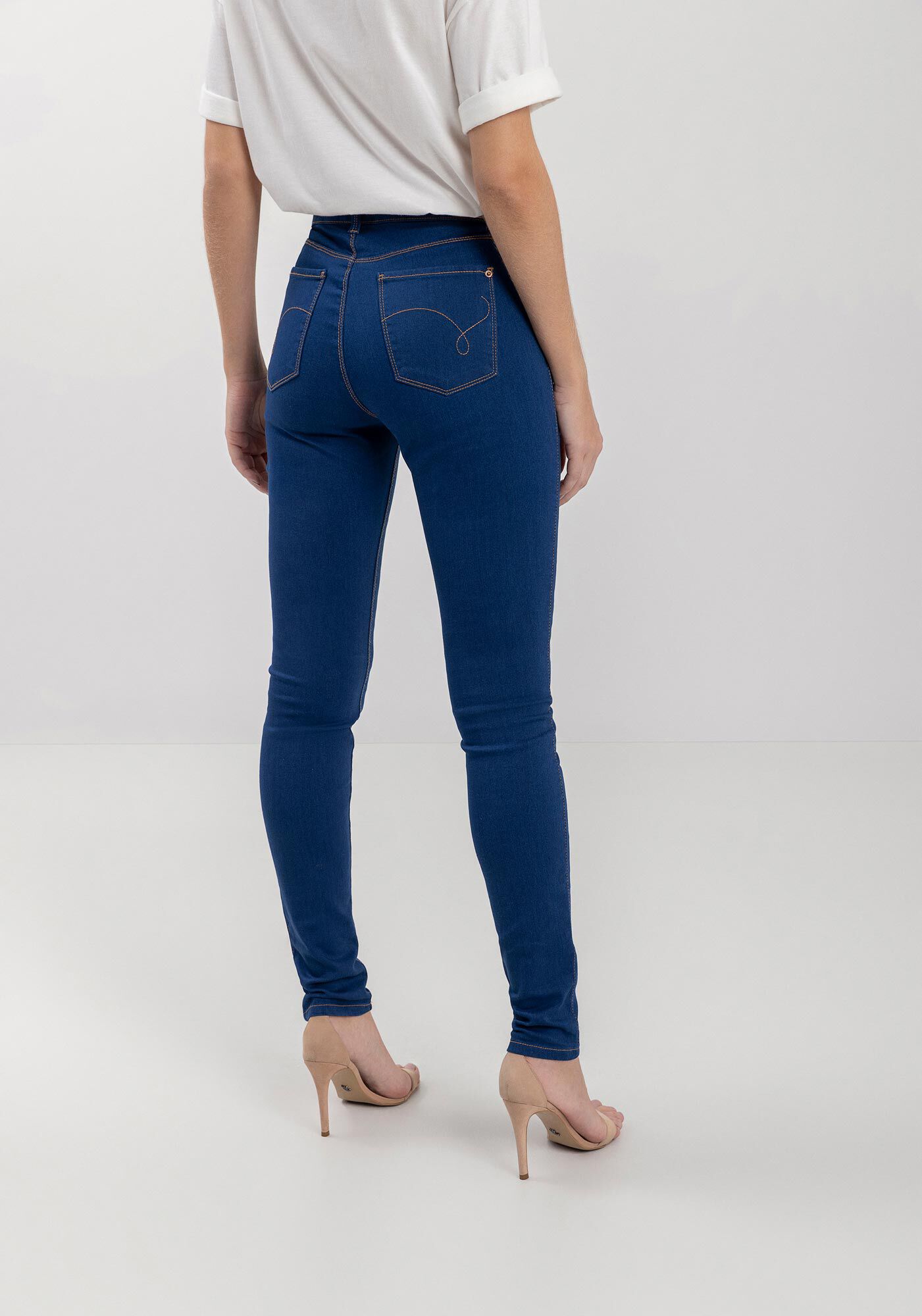 Cal&ccedil;a Jeans Skinny Com Cintura Alta E Costura Pespontada, , large.